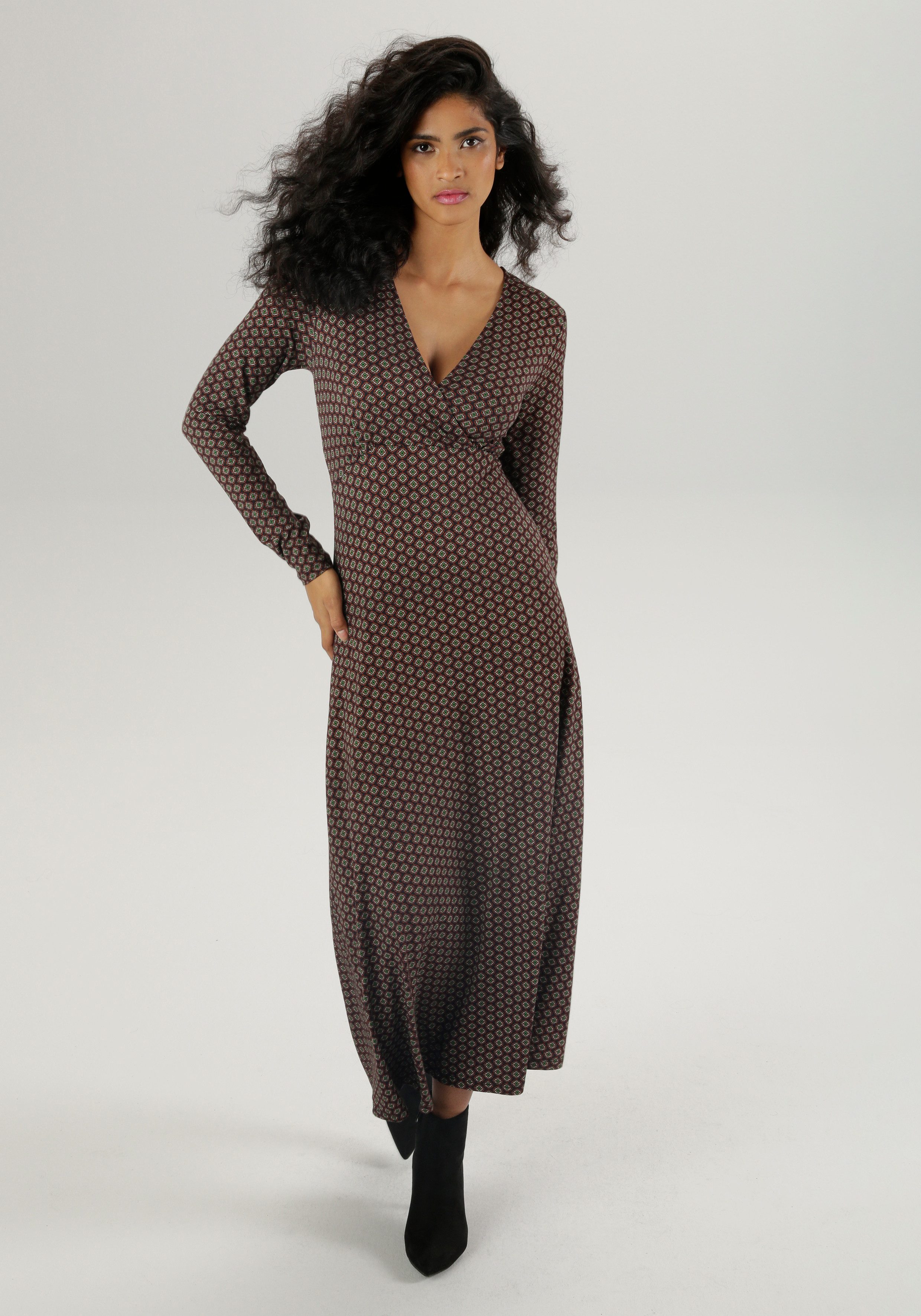 Aniston SELECTED Maxikleid mit V-Ausschnitt in Wickeloptik und Unterbrustnaht