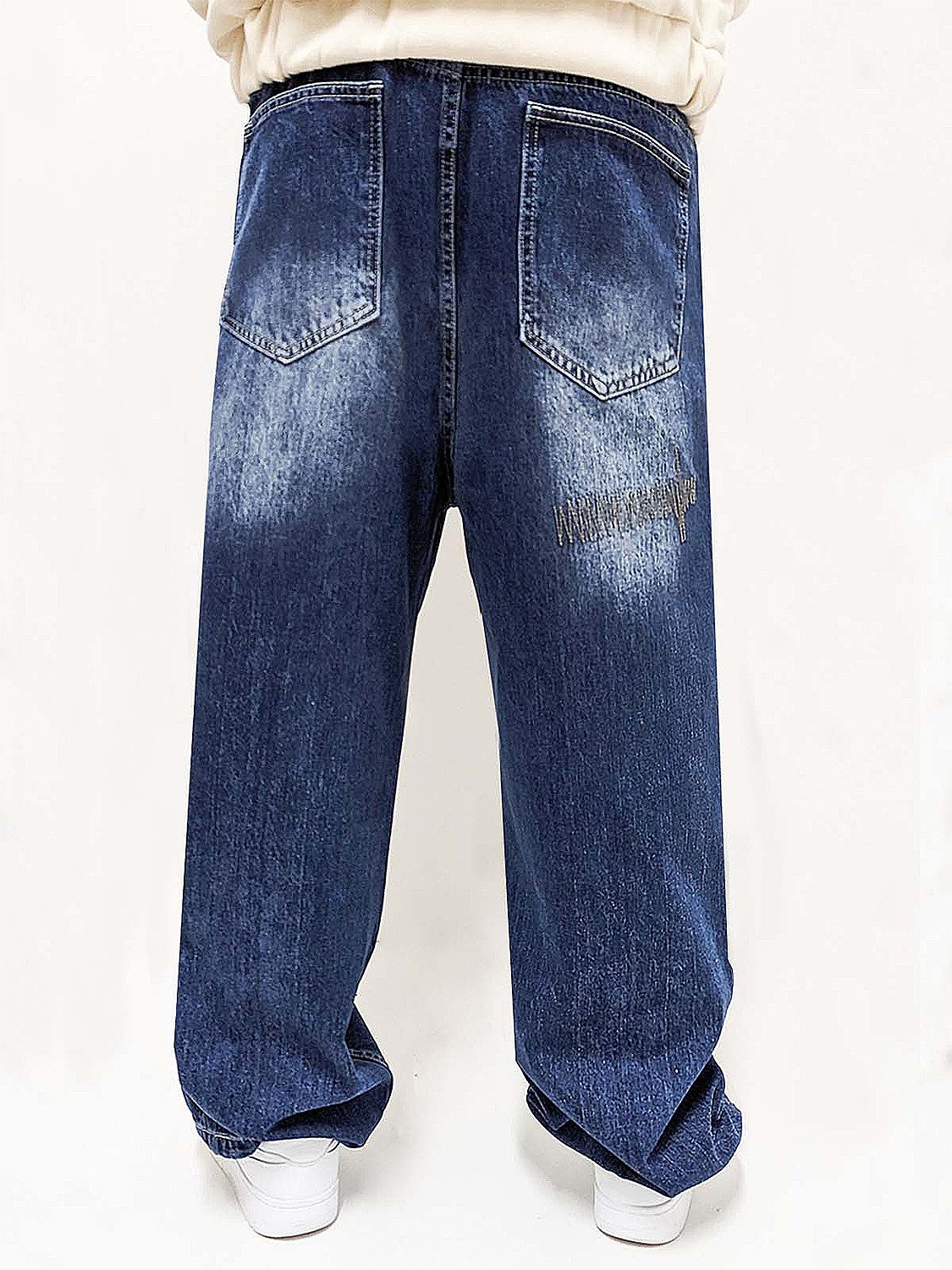 DADA Supreme Regular-fit-Jeans Mit kontrastreicher Stickerei günstig online kaufen