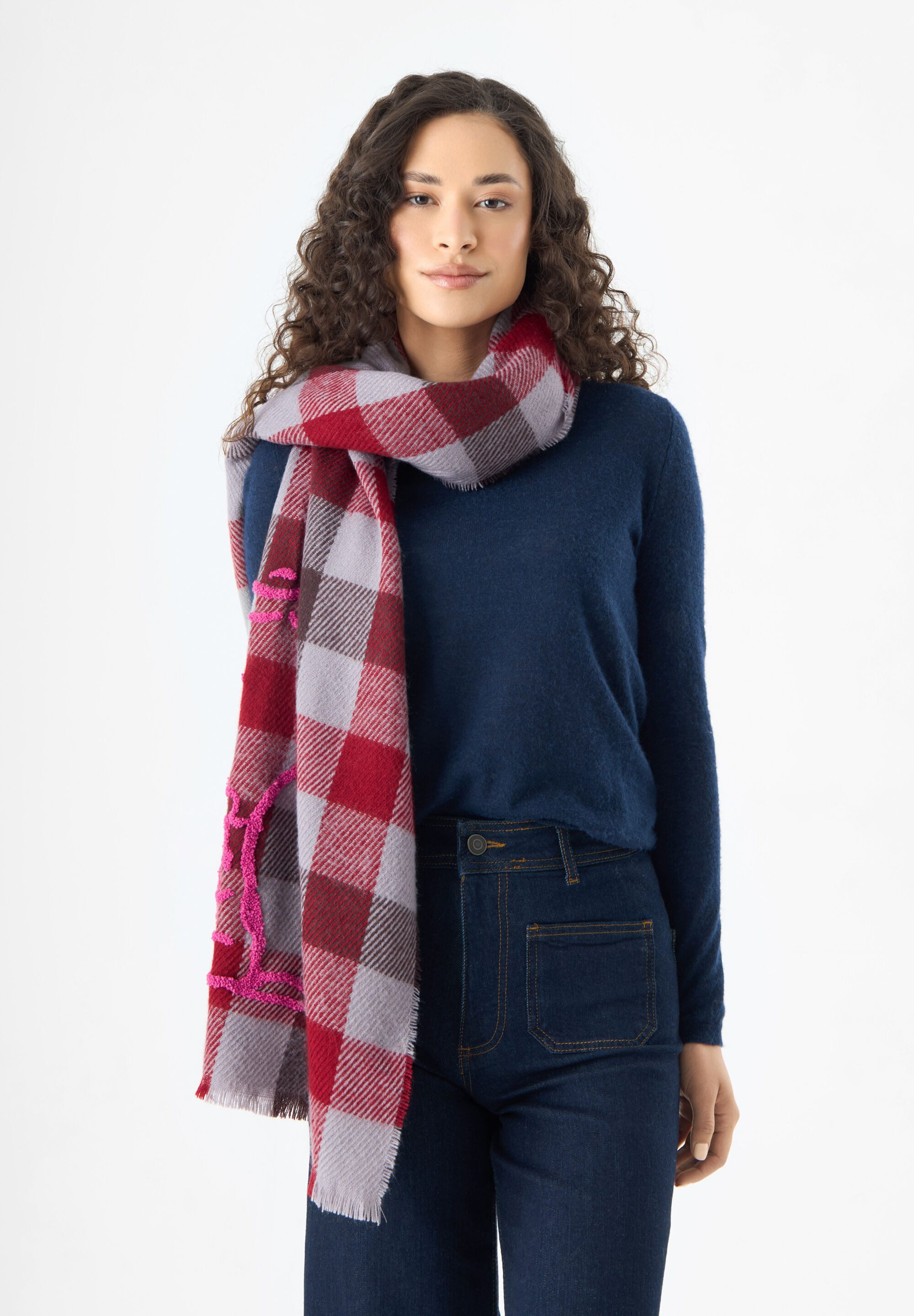 Codello Modeschal, (1-St), Mit Snoopy-Stickerei