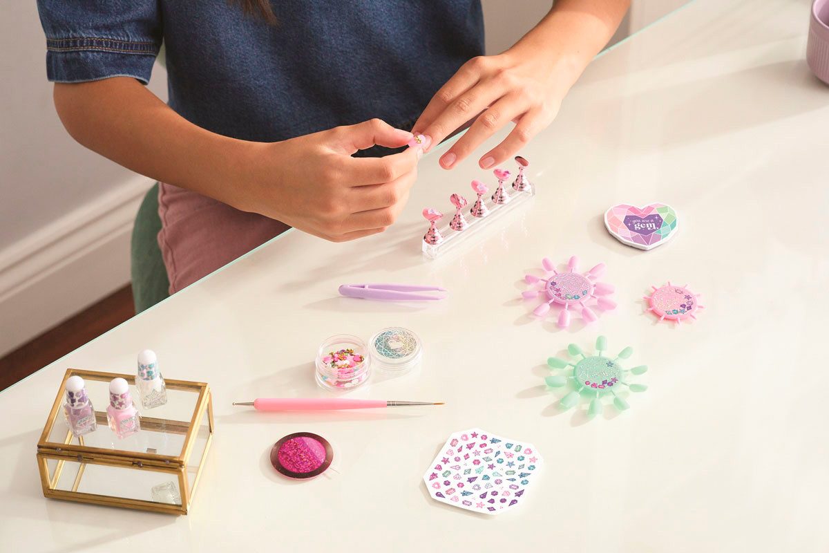 Make it real Kreativset Press-on Nageldesigner