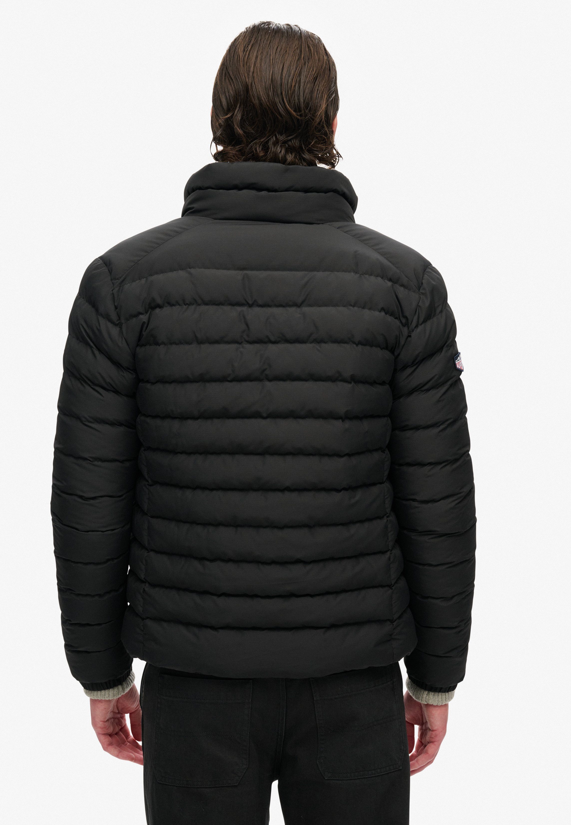 Superdry Steppjacke FUJI PRINT PADDED JACKET Slim Fit, mit Reißverschluss, in unifarbener Optik