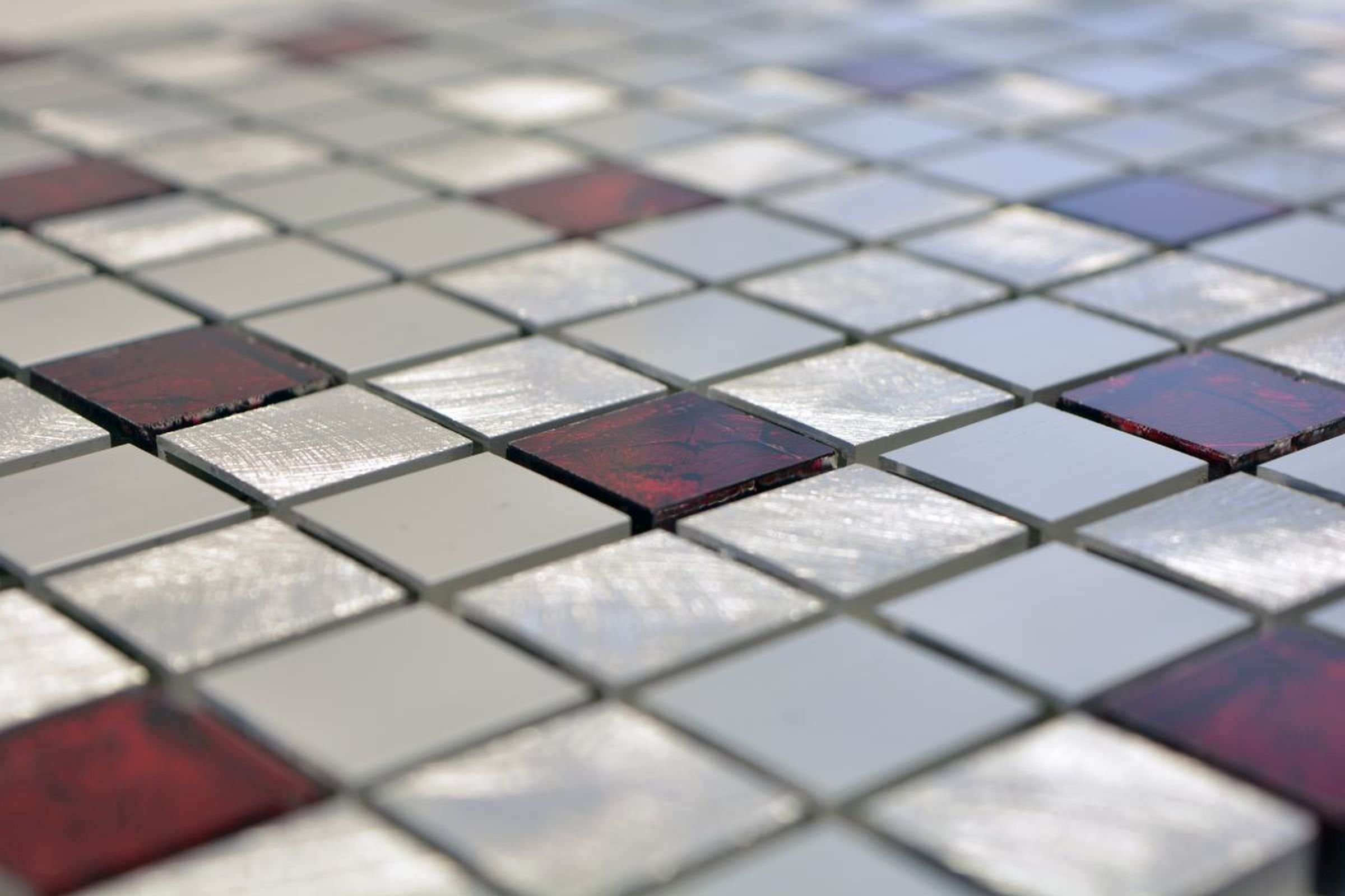 Mosaikfliesen silber Mosaik rot Fliesenspiegel Mosani Aluminium Glasmosaik Fliese