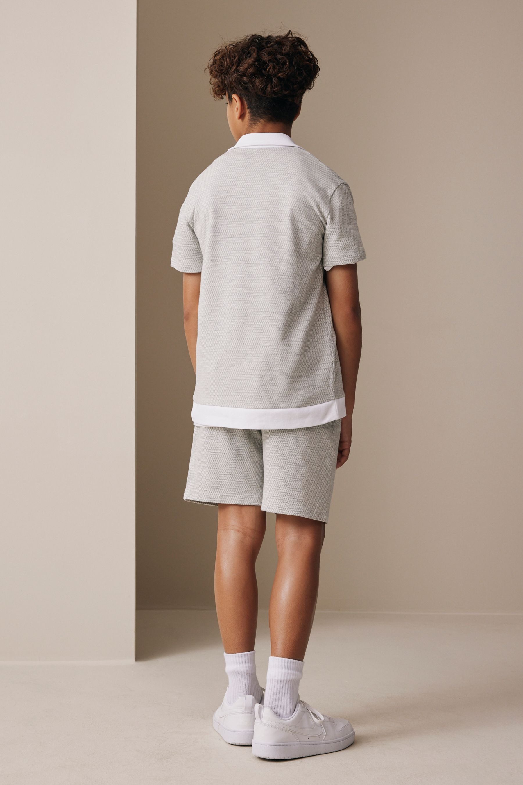 Next Shirt & Shorts Durchgeknöpftes Hemd mit Revers und Shorts im Set (2-tlg)