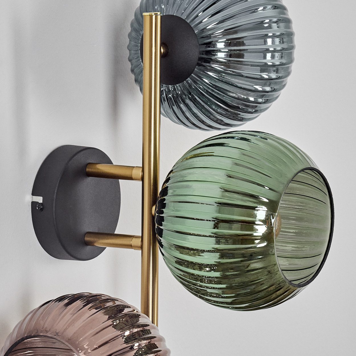 hofstein Wandleuchte Wandlampe aus Metall/Riffelglas in Schwarz/Gold/Blau/Grün/Kupfer, moderne Wandleuchte im Retro/Vintage-Design (Schirme 15 cm), E14