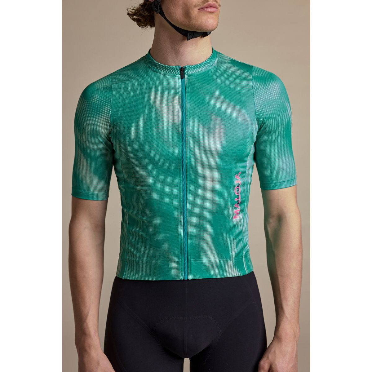 Maloja Radtrikot GosingM. Aerodynamisches Gravel Jersey mit 4 Rückentaschen, recycelten