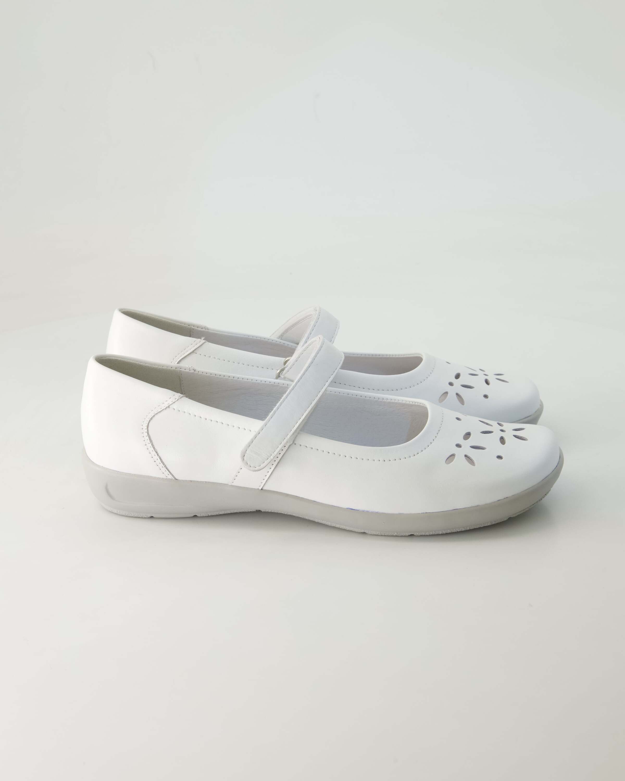 Semler Flora Ballerina Obermaterial: Leder