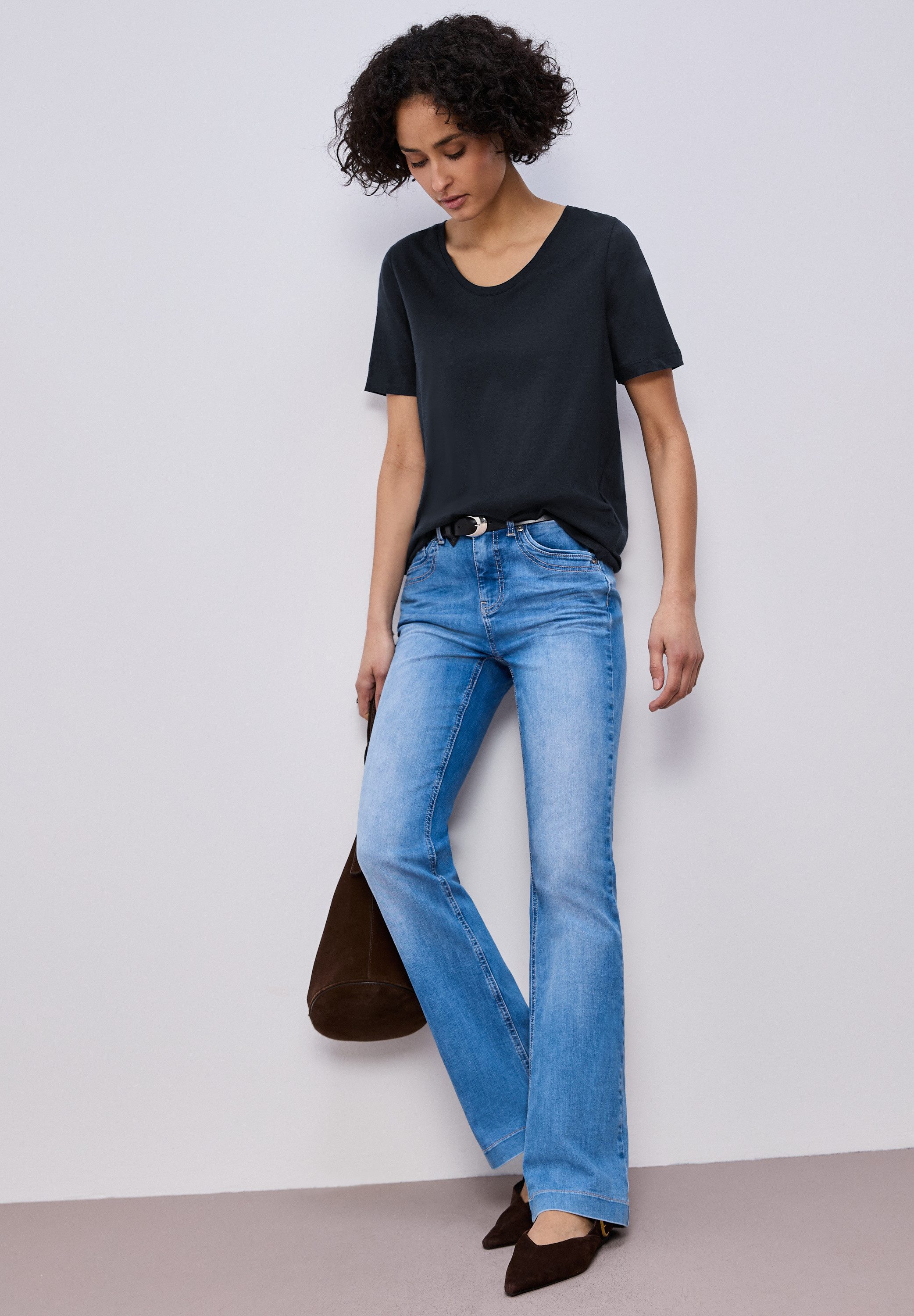 STREET ONE V-Shirt im Basic-Style