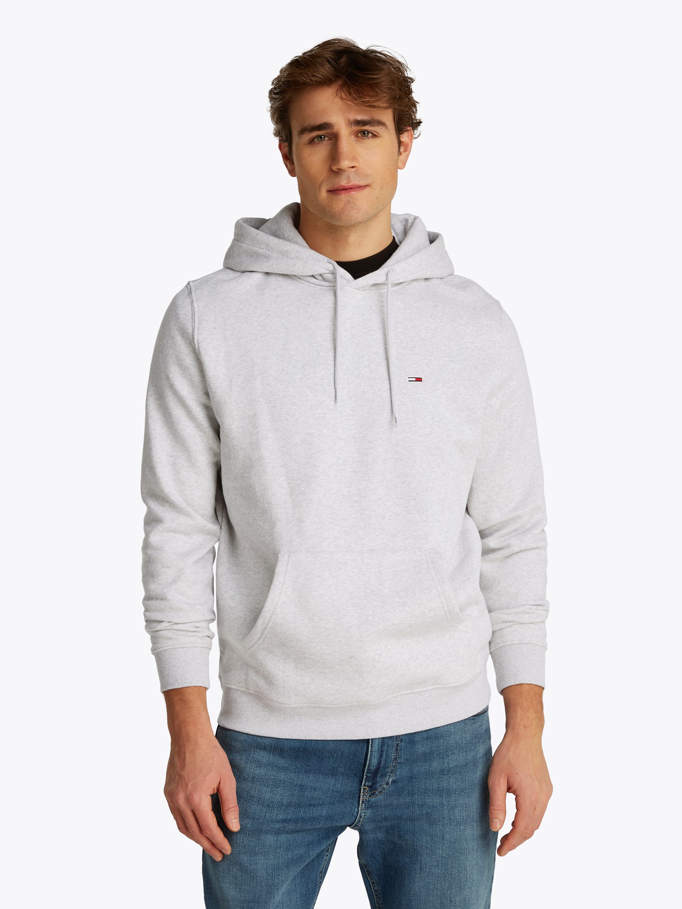 Tommy Jeans Sweatshirt TJM REG S FLAG HOODIE mit bestickten Markenlogo auf Brusthöhe