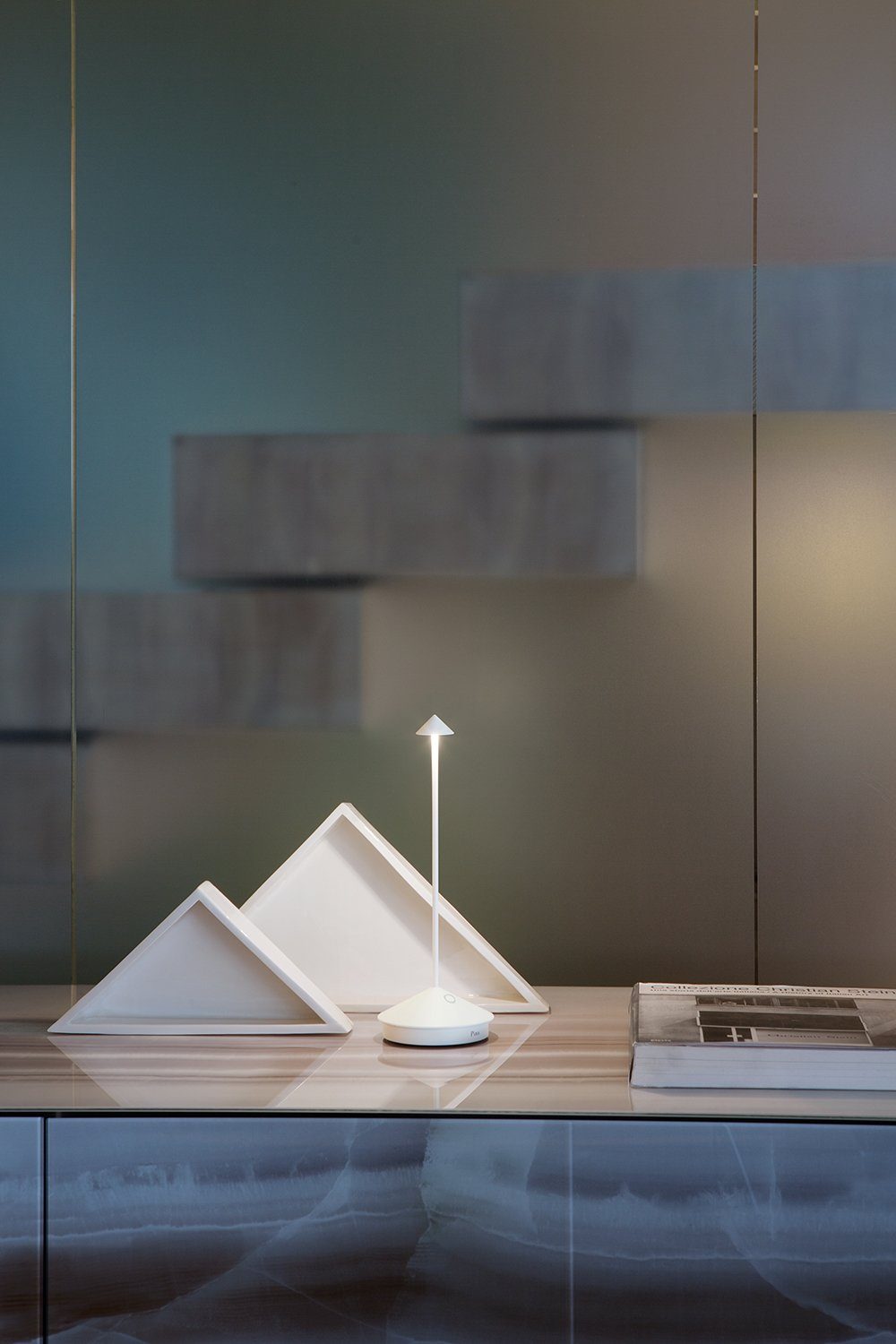 Zafferano LED Tischleuchte Pina Pro: Neue Version, LED fest integriert, 2200K (gemütlich warmweiß), 2700K (warmweiß), 3000K (Neutralweiß), Für den Innen und Außenbereich geeignet