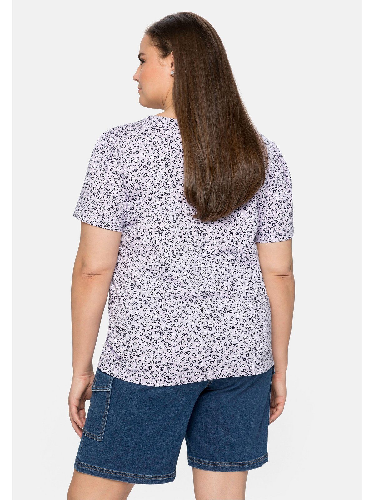 Sheego T-Shirt Größen zartem Alloverdruck mit Große