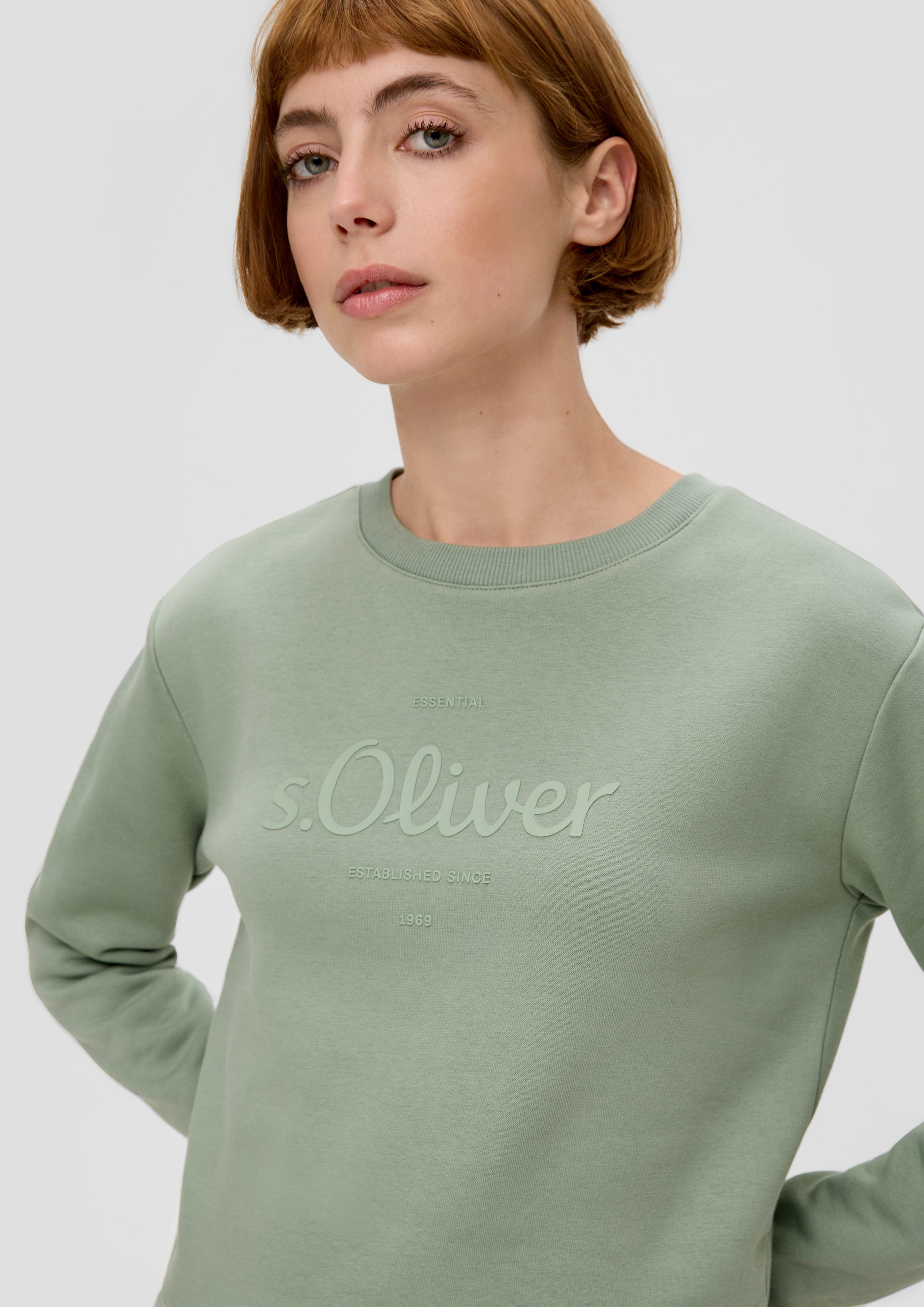 s.Oliver Sweatshirt Sweatshirt mit Logo-Print salbeigrün