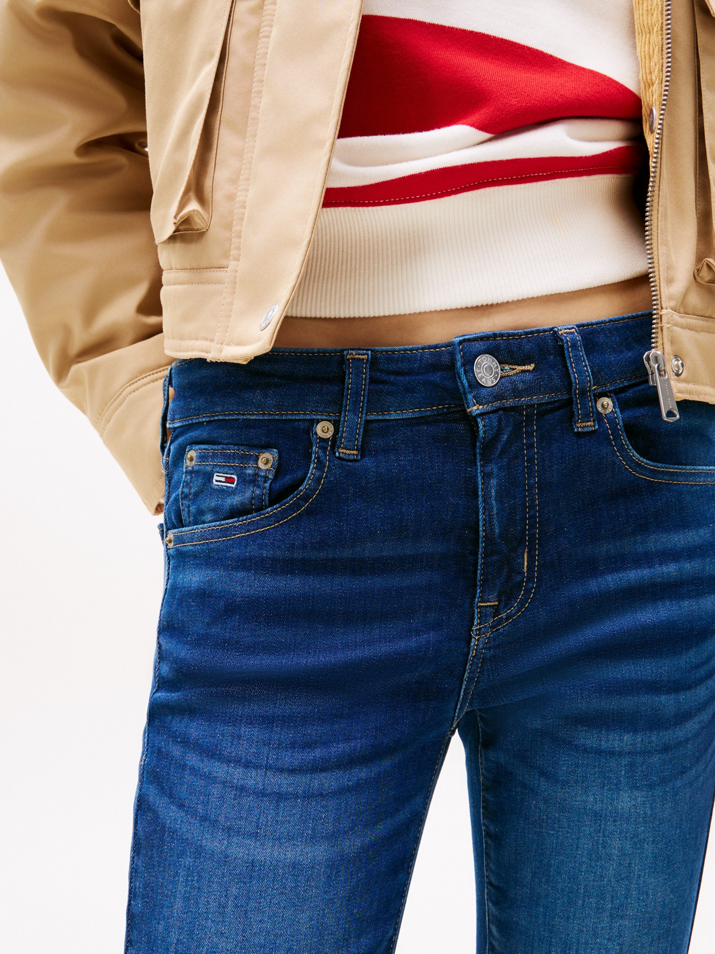 Tommy Jeans Skinny-fit-Jeans SOPHIE LW SKN mit Waschung, Logo-Badge, Low Rise