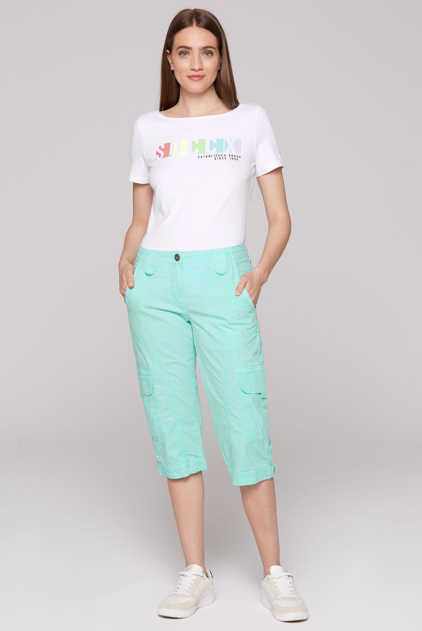 SOCCX Shorts mit aufgesetzten Taschen vorne