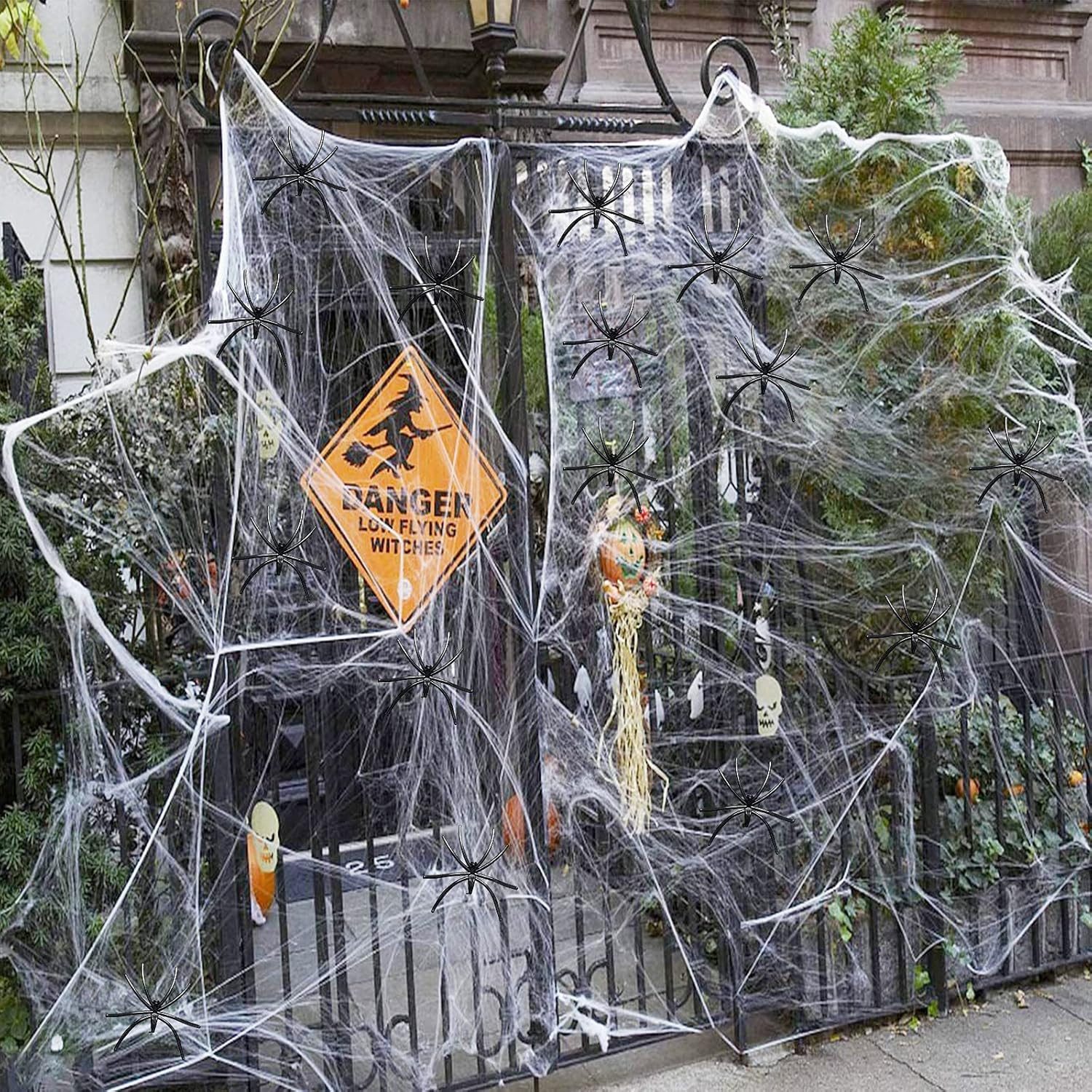 FELIXLEO LED Dekofigur Halloween Deko Set, 200g Dehnbare Spinnennetze & 40 Künst — Empfehlung für Tischdeko mit