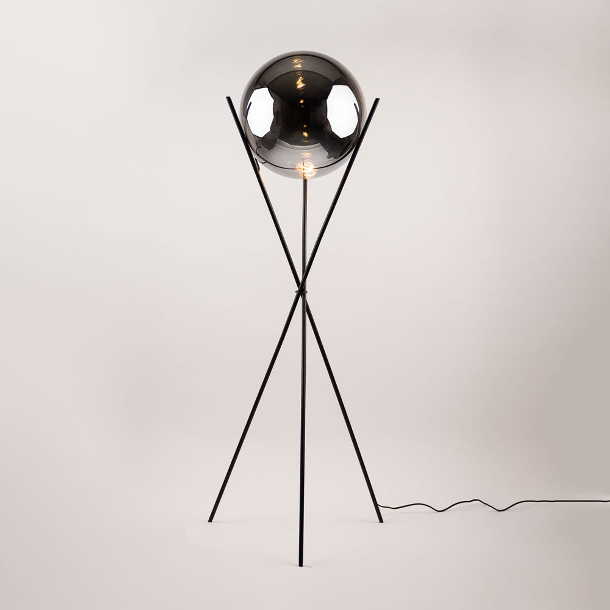 s.luce Stehlampe Dreibeinleuchte Orb Axis 40cm Glaskugel
