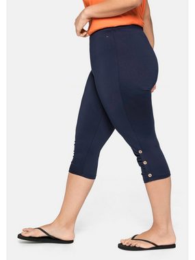 Sheego Leggings Große Größen mit Raffung und Deko-Knöpfen am Saum