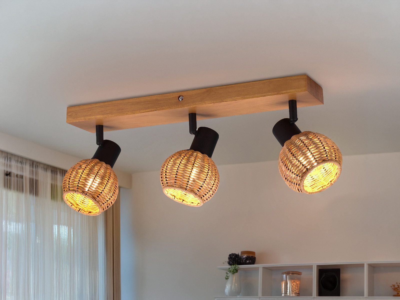meineWunschleuchte Deckenstrahler Rattan-Lampe mit Holz, Breite 50cm, ohne Leuchtmittel, Innen Deckenleuchte, Korblampe skandinavisch mit 3 Strahler, Holzlampe – Bild 2 von 5