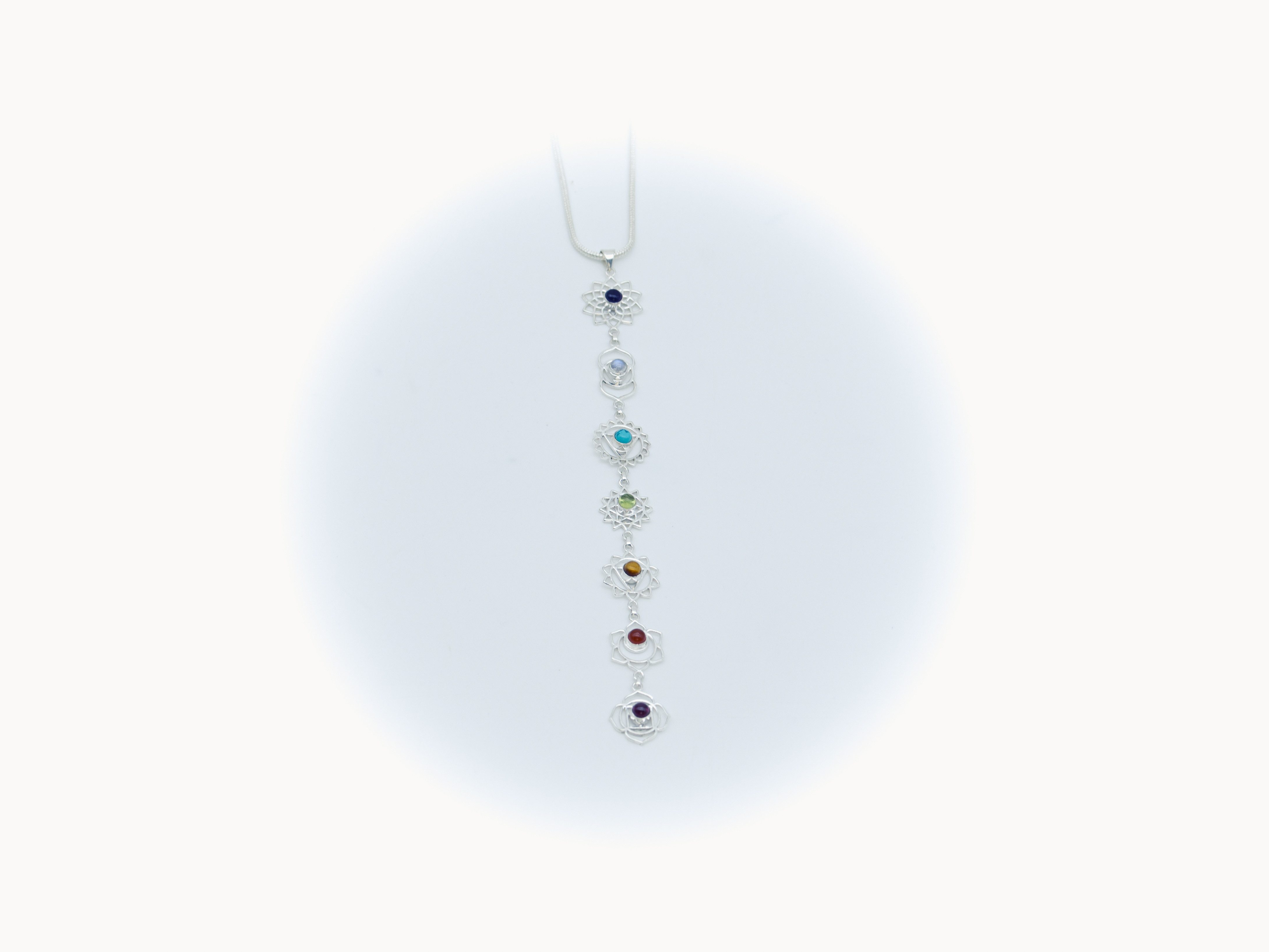 Aurelie Kette mit Anhänger Halskette mit Chakra-Anhänger, 7 Chakra Edelsteine Anhänger