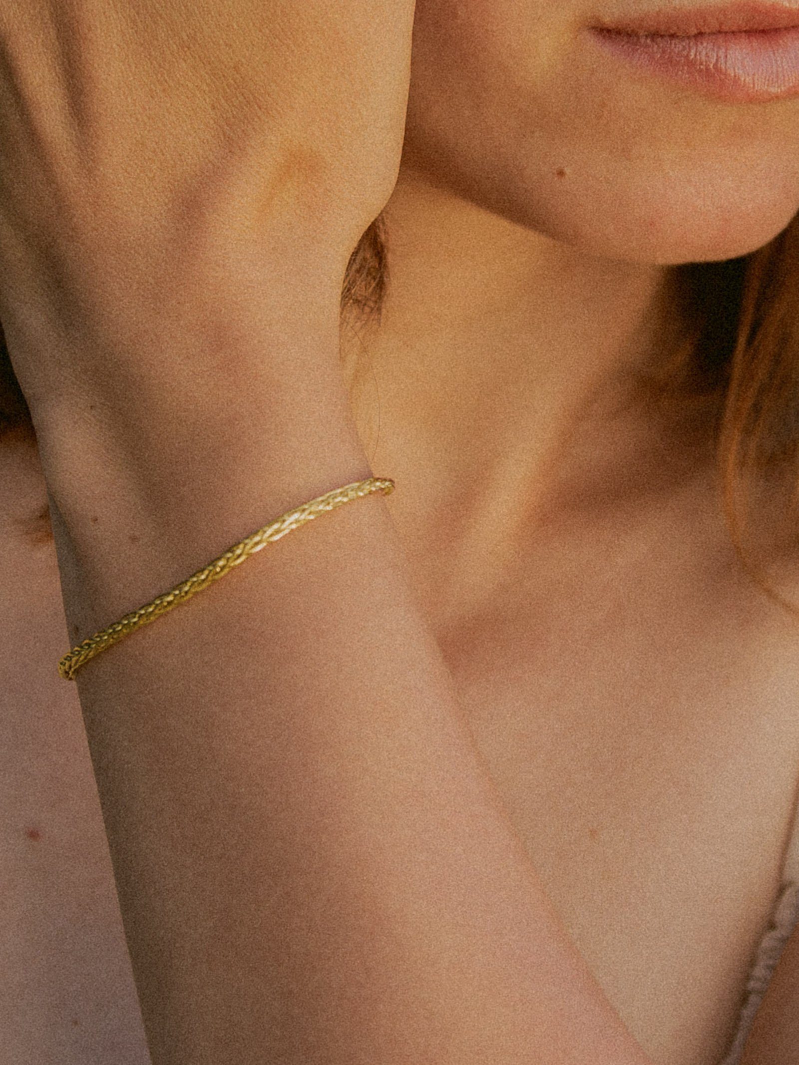 Goldarmband Armkettchen Echtgold, Germany 2,1mm in Zopfkette Armband 19cm, modabilé hohl Damen Armkette, Made 585