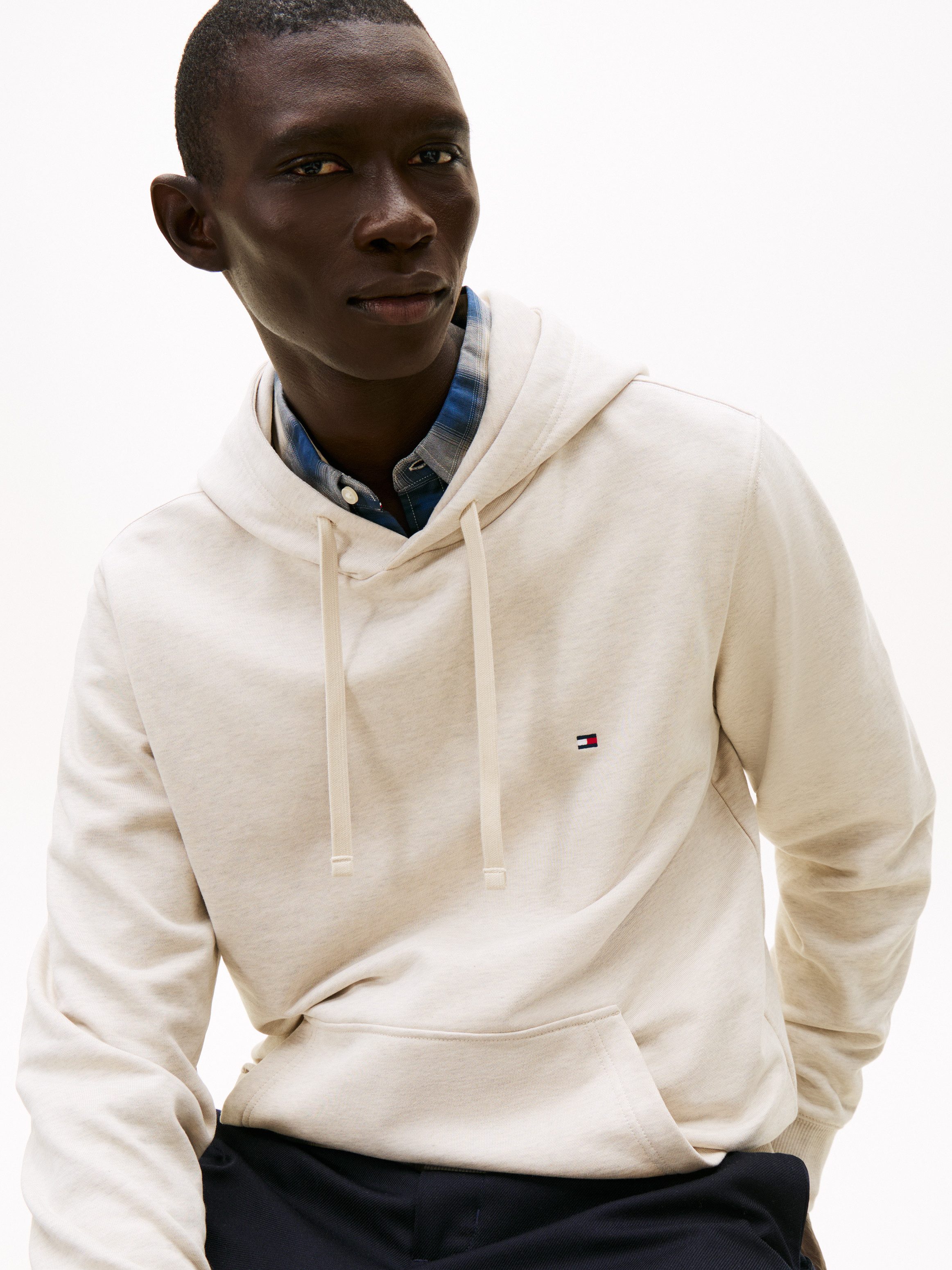 Tommy Hilfiger Hoodie ESSENTIAL TERRY mit Tunnelzug und Flag-Stickerei