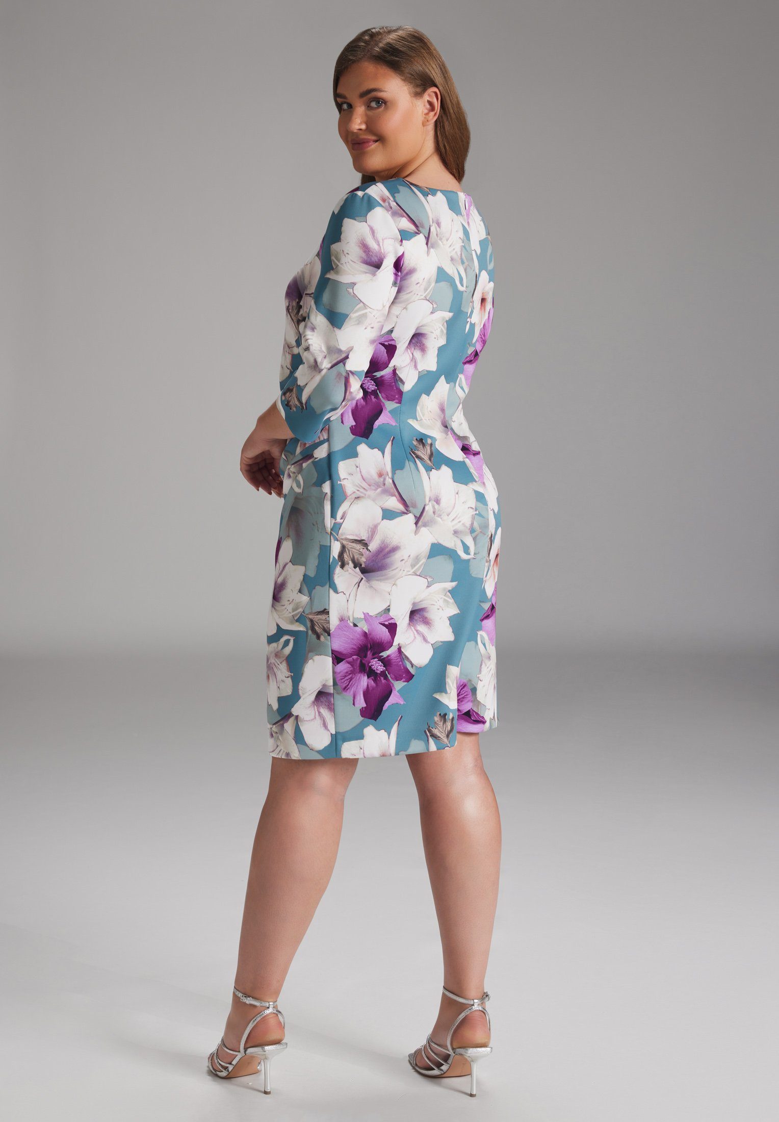 SWING Cocktailkleid Figurbetonte Passform günstig online kaufen