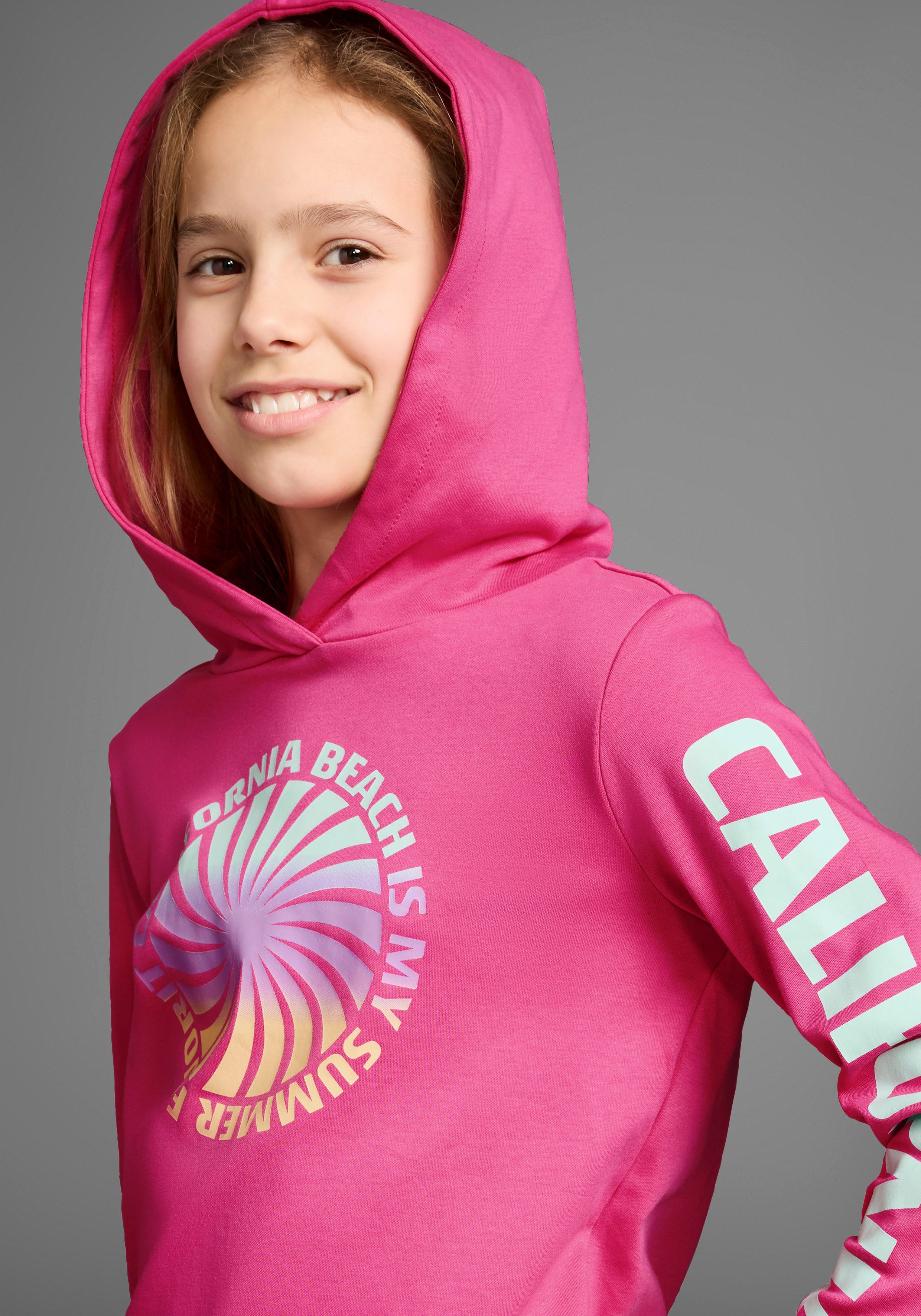 KIDSWORLD Kapuzenshirt, Langarmshirt mit Ärmelprint Langarm, gerade Passform, mit coolem Aufdruck
