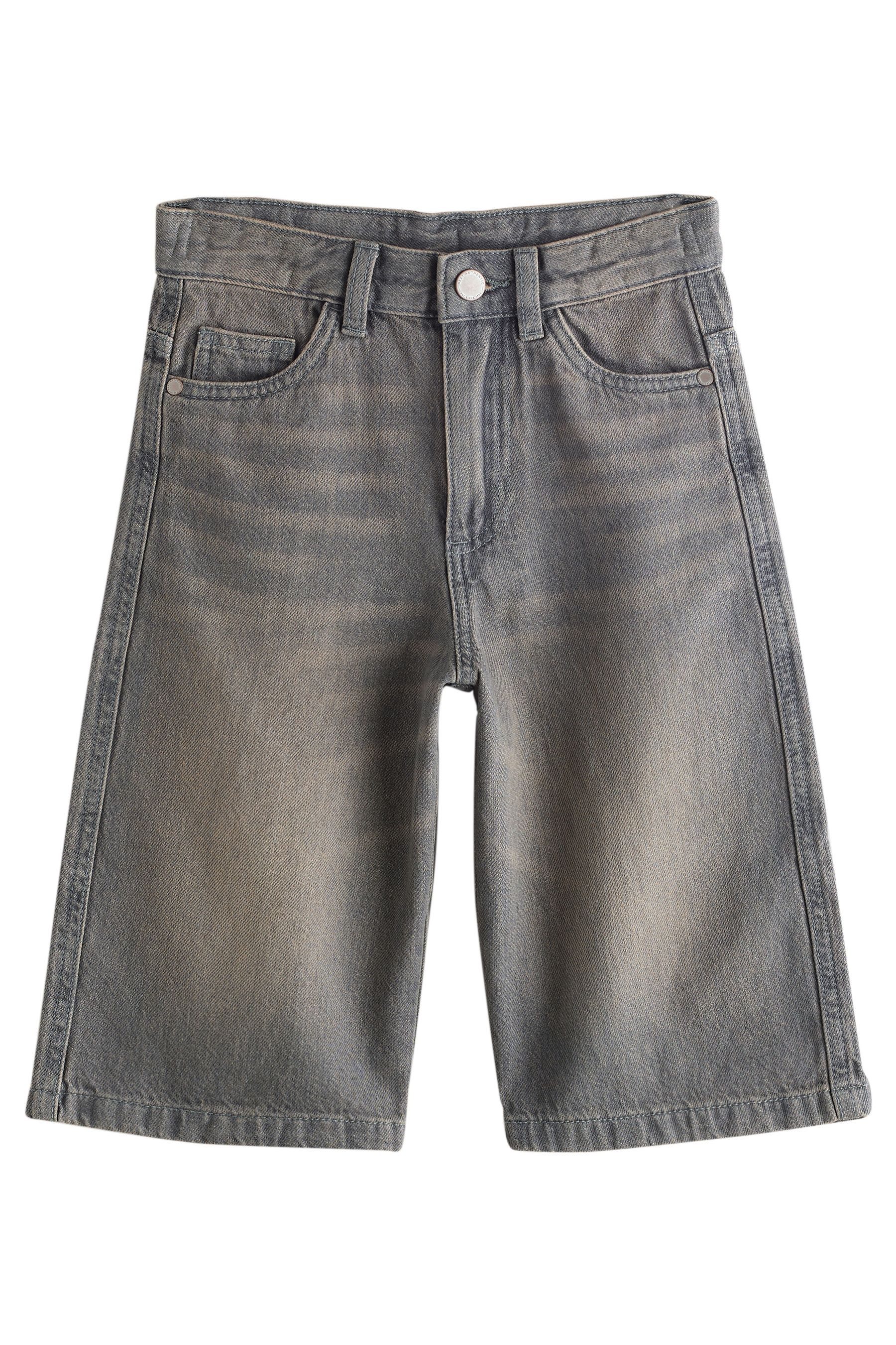 Shorts Shorts in längerer Form