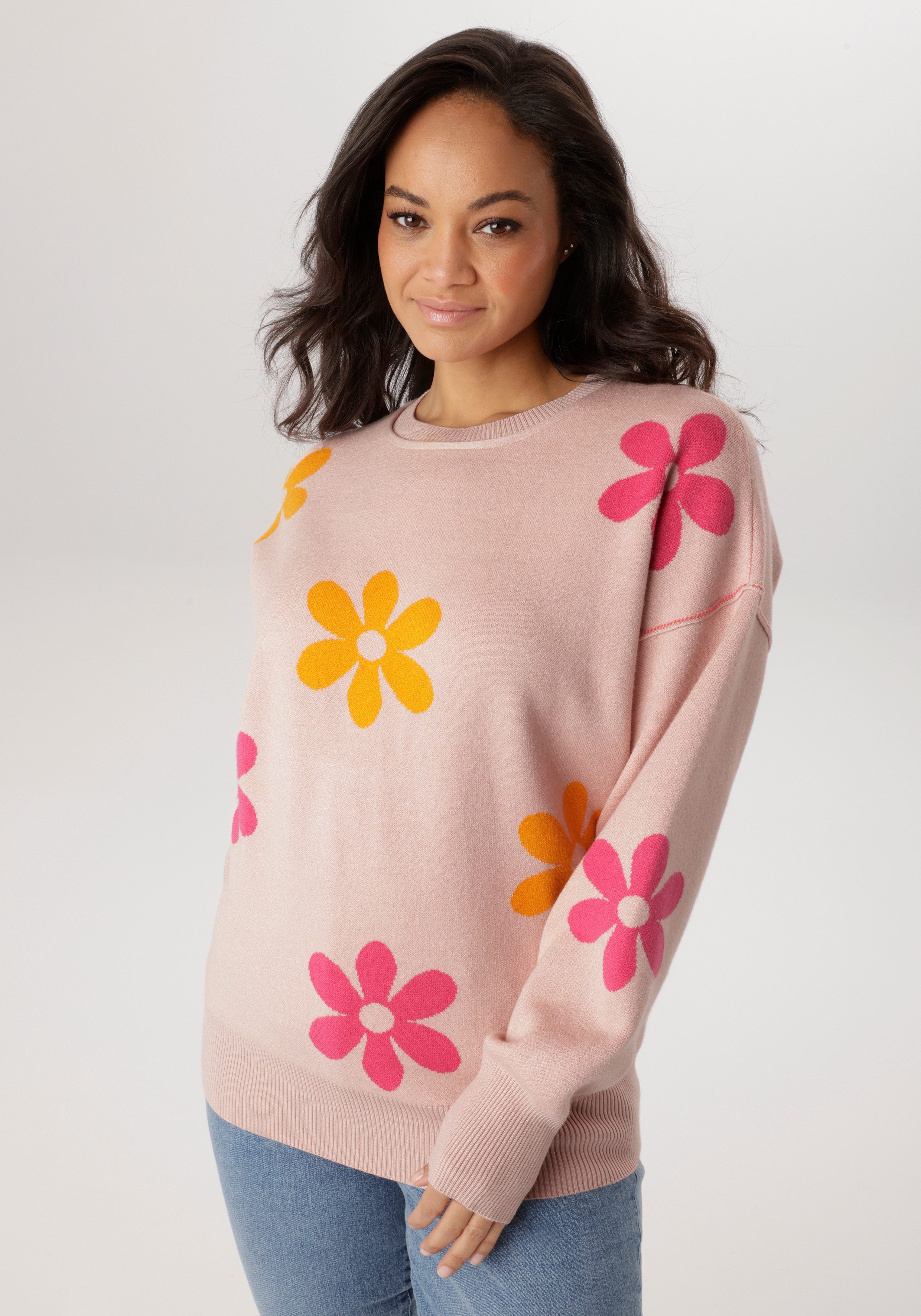 Aniston PLUS Strickpullover mit eingestricktem Blumenmuster - NEUE KOLLEKTION. € 49,99, (€ 49,99 pro 1 Stk).
