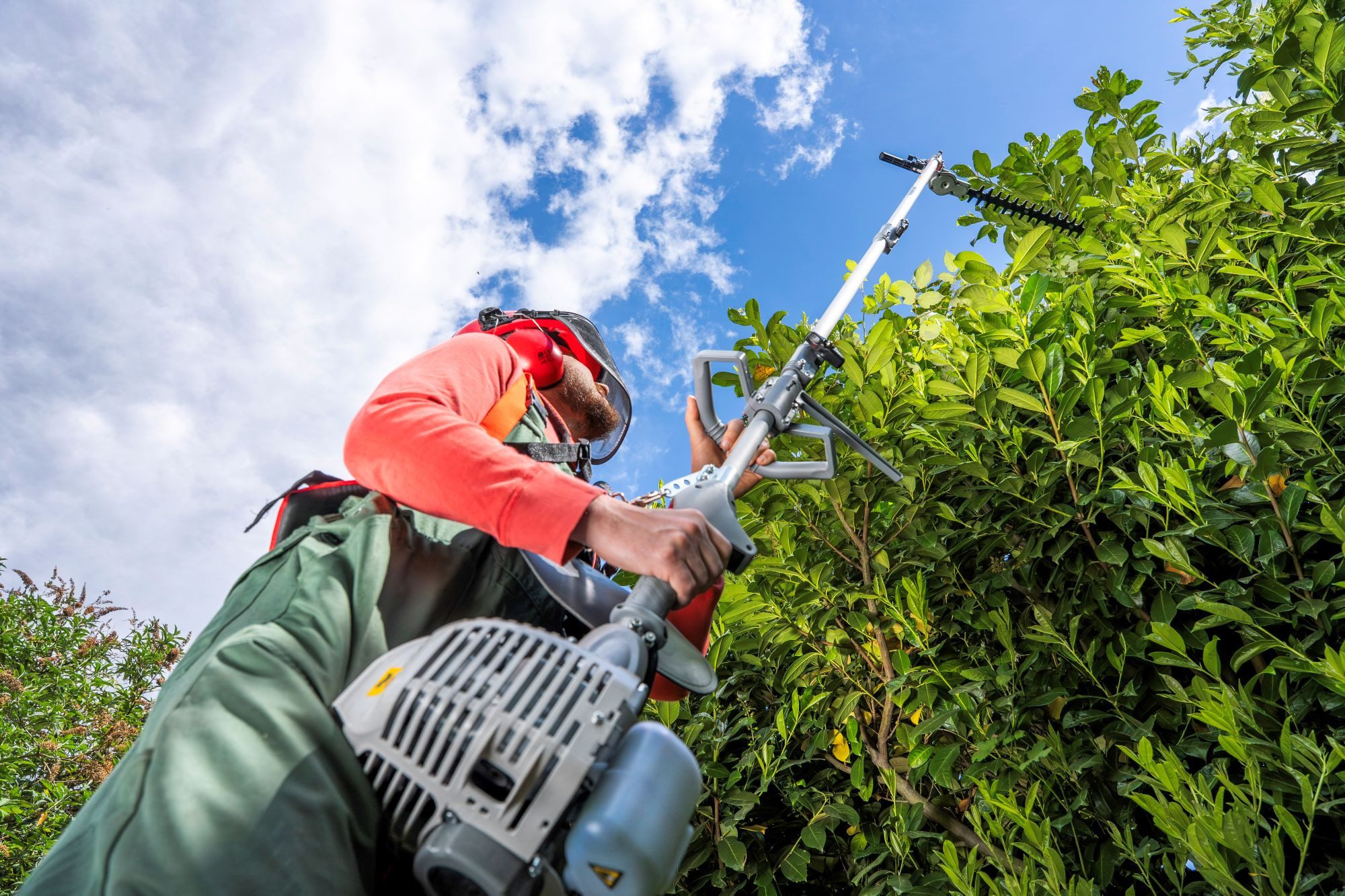 ikra GmbH Garten-Multifunktionsgerät IBKH 52-1, Freischneider, Rasentrimmer, Entaster, Heckenschere, 51,7cm³, 1,5kW