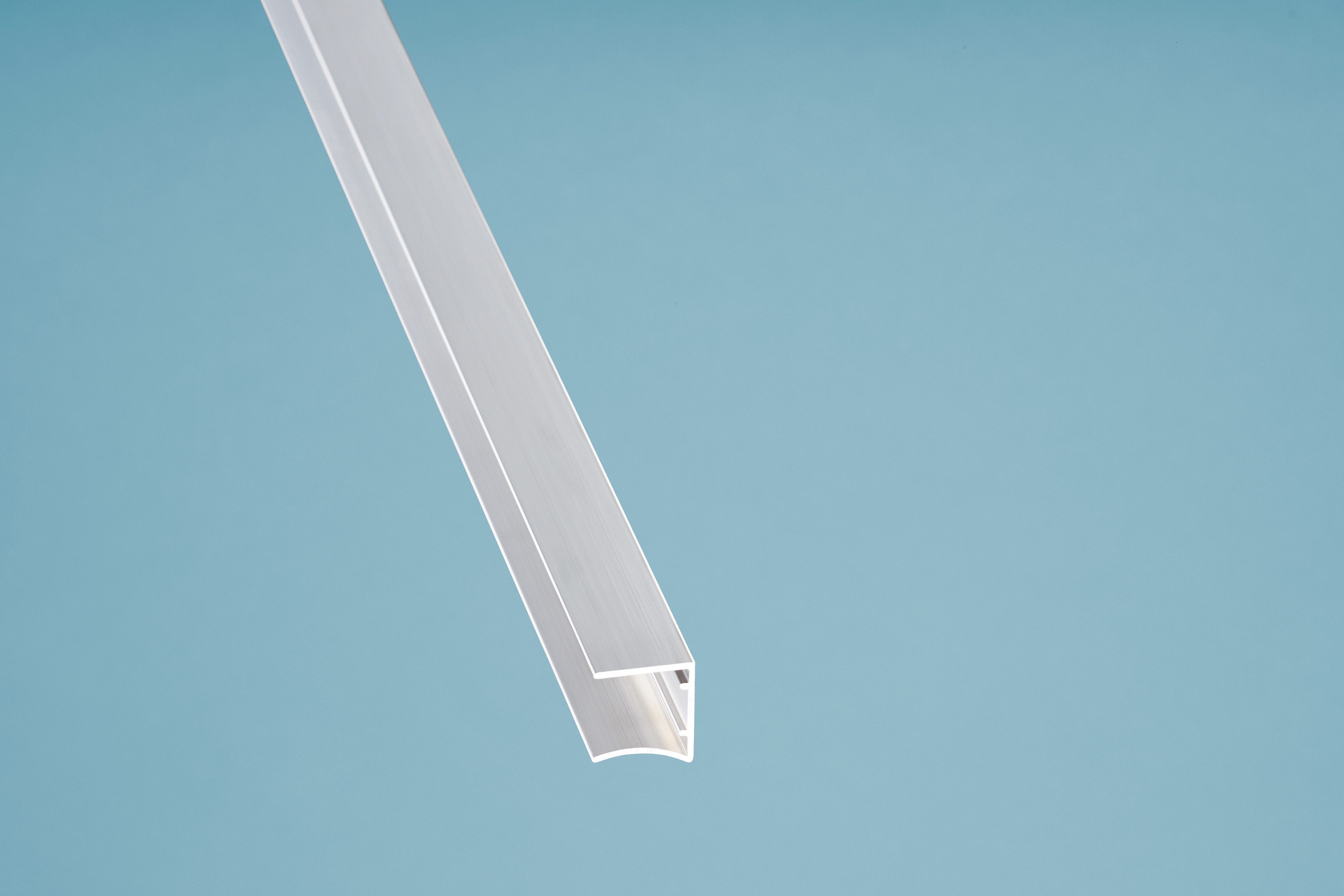 Terrasse2000 Doppelstegplatte 98cm Aluminium Kantenschutzprofil Oben Pressblank für 16mm Stegplatten, Silber