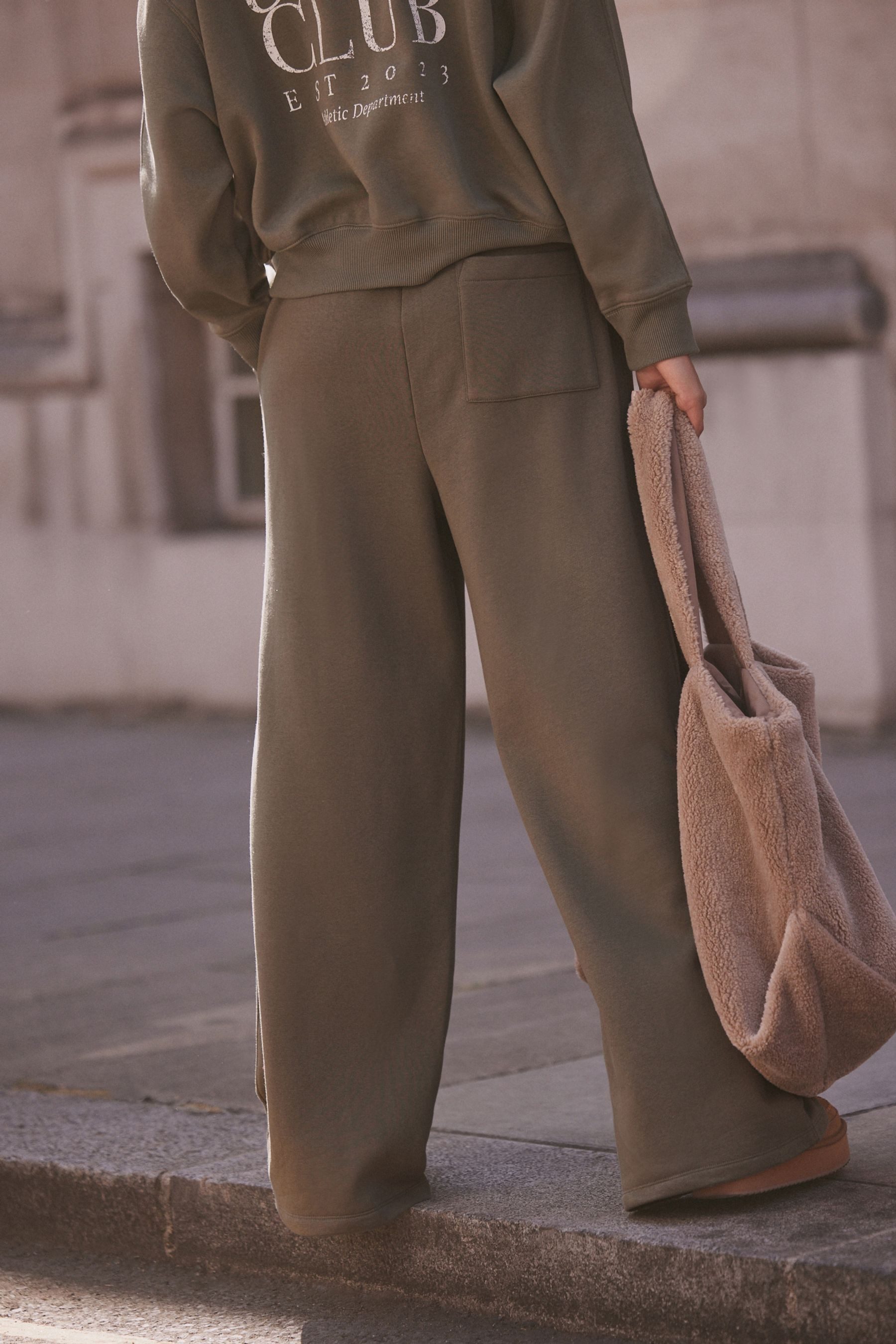 self Loungehose Self. Sporthose mit weitem Bein (1-tlg) günstig online kaufen