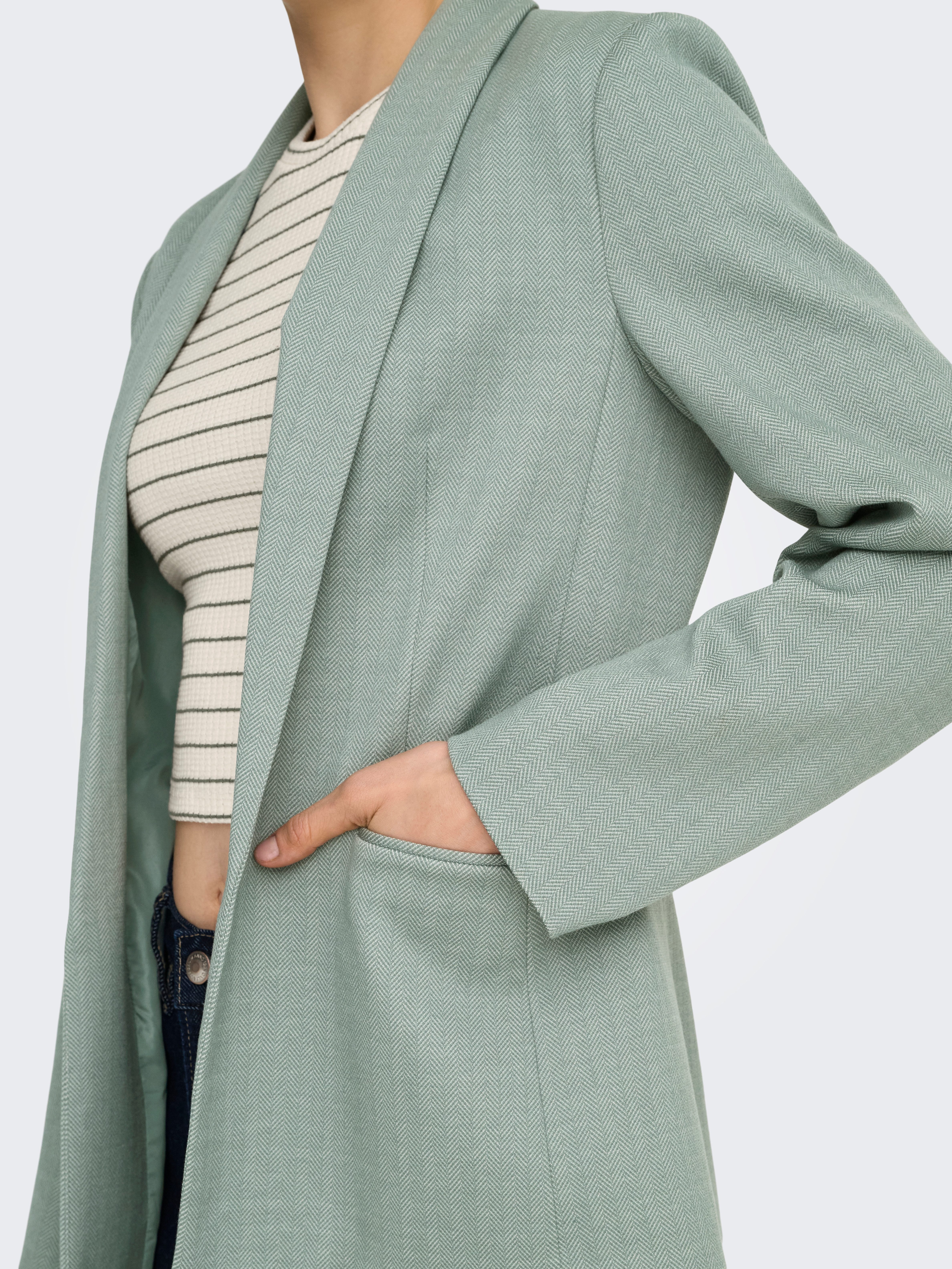 ONLY Longblazer ONLESKA-ADDY LIFE L/S HB BLAZER CC TLR mit Reverskragen, verschlusslose Form, Fischgratmuster