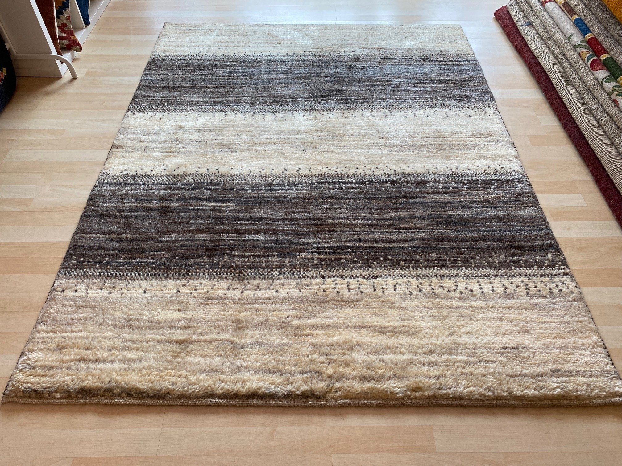 Schurwolle Hochflor-Teppich Handgeknüpft ungefärbtem Gabbeh 191x150, aus Handgesponnen Teppich Morgenlandbazar, Perserteppich Perser
