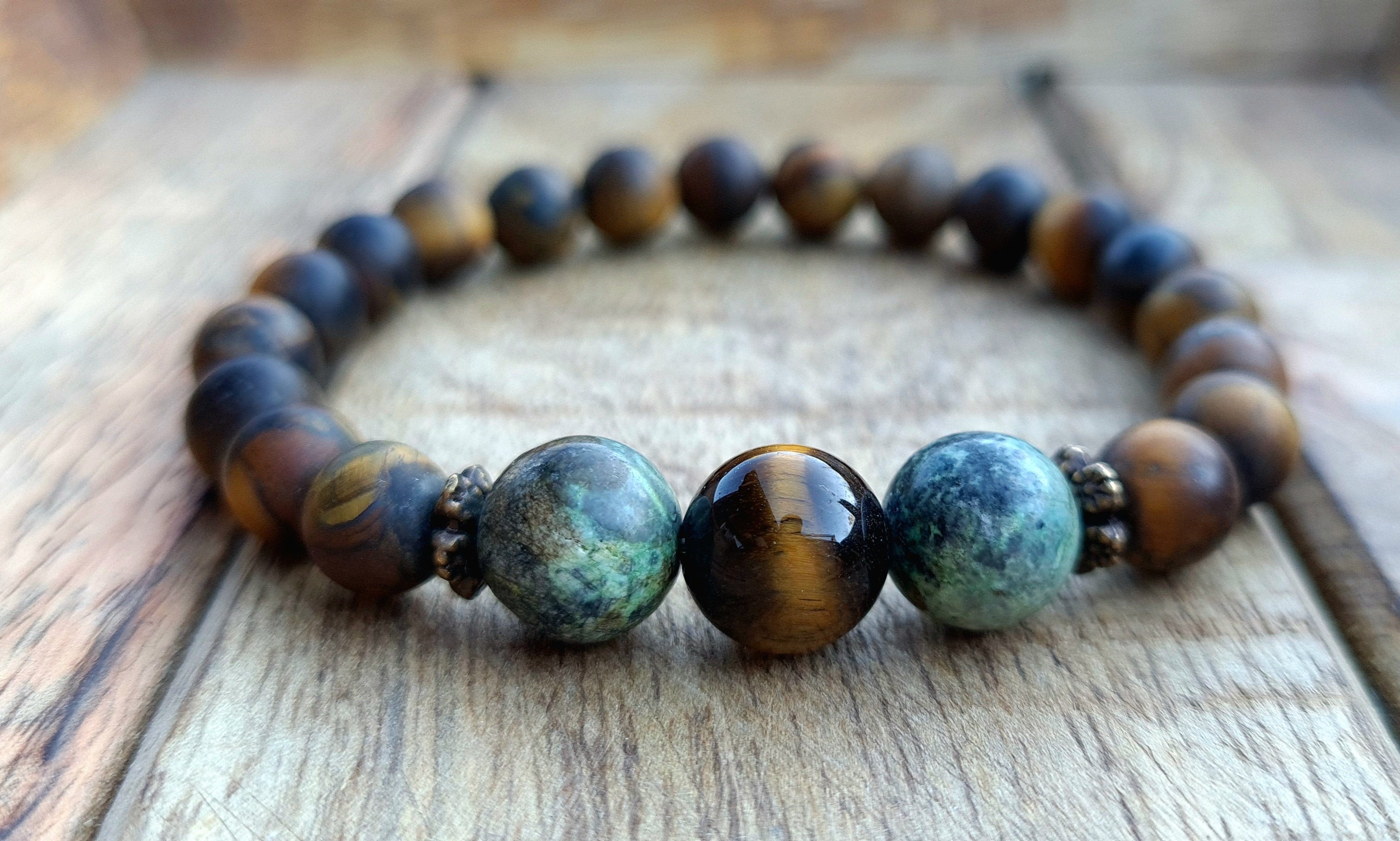 NAHLE Perlenarmband Armband Afrikanischer Türkis Tigerauge Naturstein Armband (1-tlg., inkl. Schmuckbox), elastisches Band