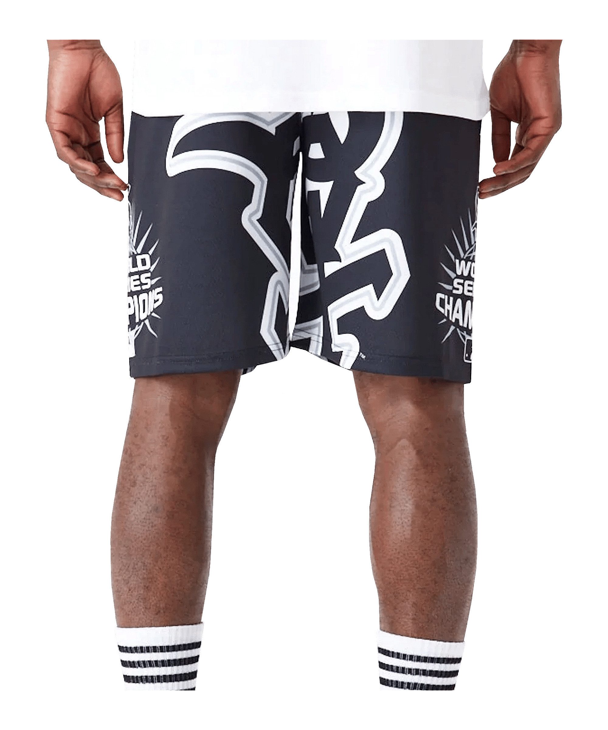 New Era Jogginghose New Era Chicago White Sox Logo Short Shorts Herren günstig online kaufen