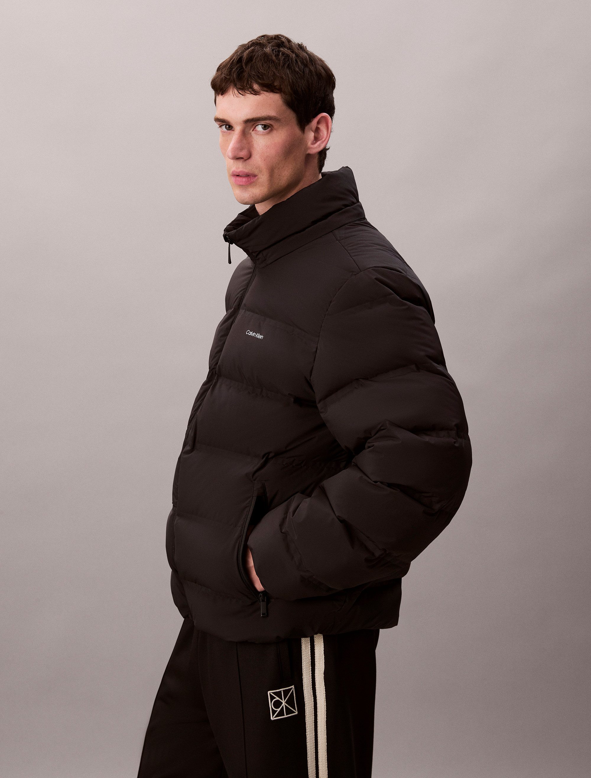 Calvin Klein Steppjacke LS QUILTED BONDED CHANNEL HD PUF Mit Rundhalsausschnitt, regular fit