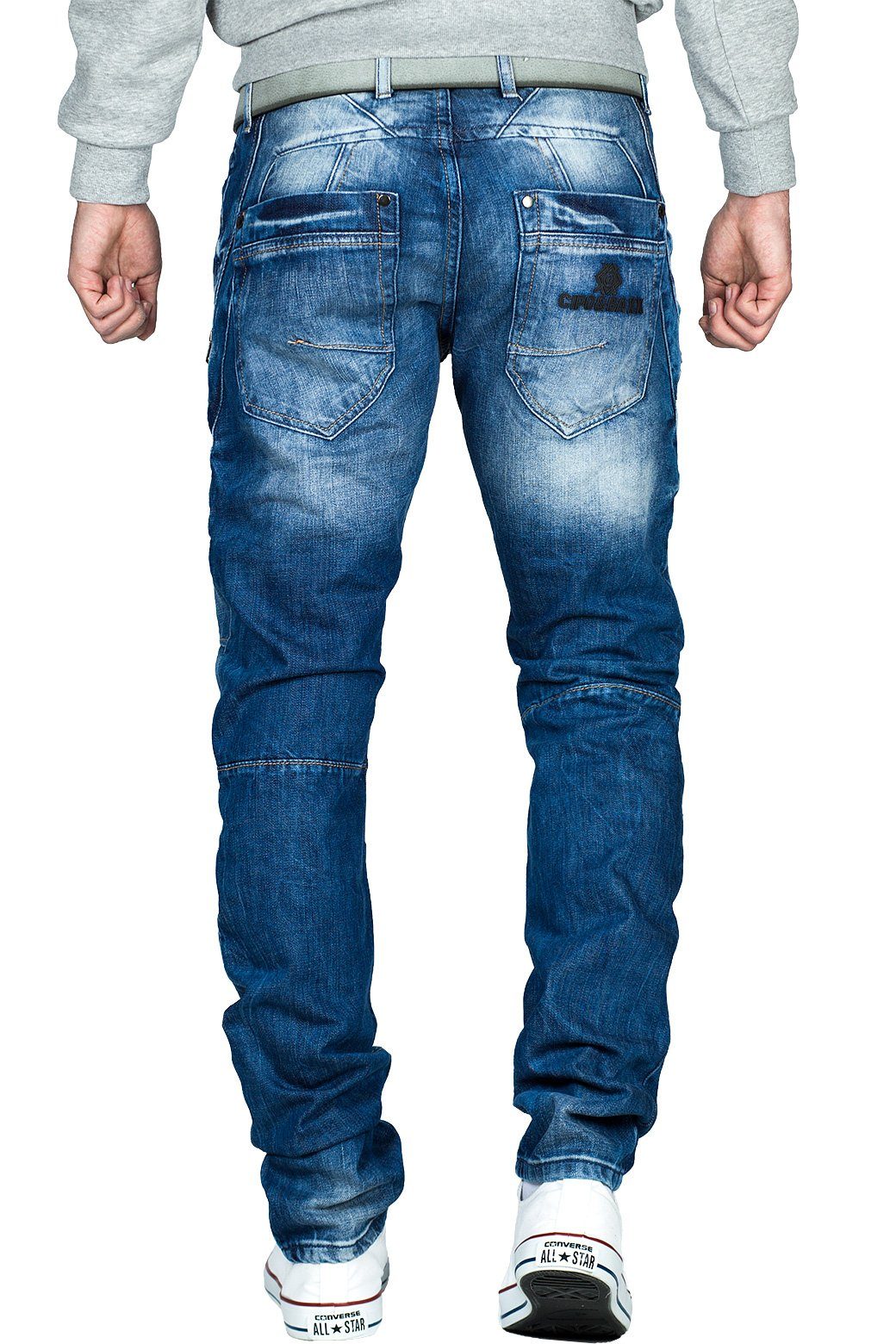 mit Cipo Schriftzug diversen und BA-CD491 Zippern & Regular-fit-Jeans sichtbaren Freizeithose Zippern Baxx mit