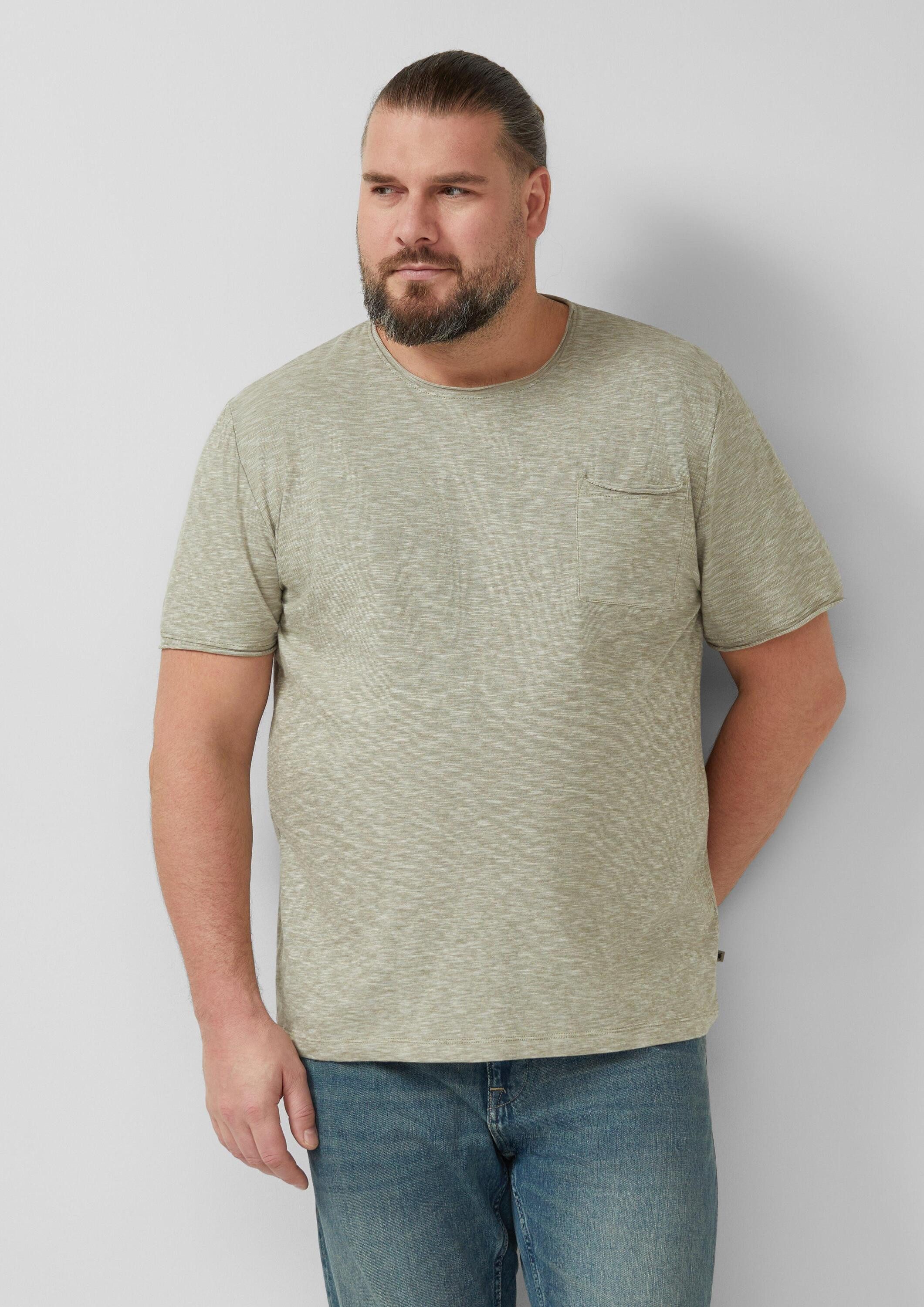 s.Oliver Kurzarmshirt T-Shirt T-Shirt mit Brusttasche und Rollsaum