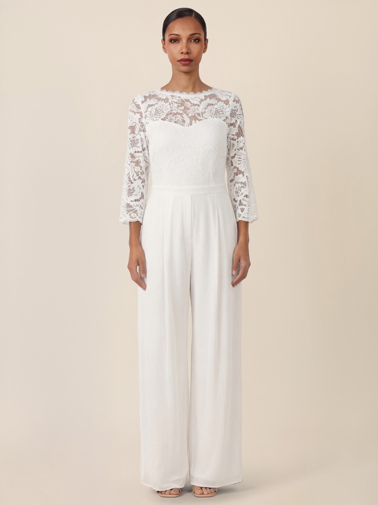 Apart Jumpsuit aus Spitze und Chiffon mit weitem Bein günstig online kaufen