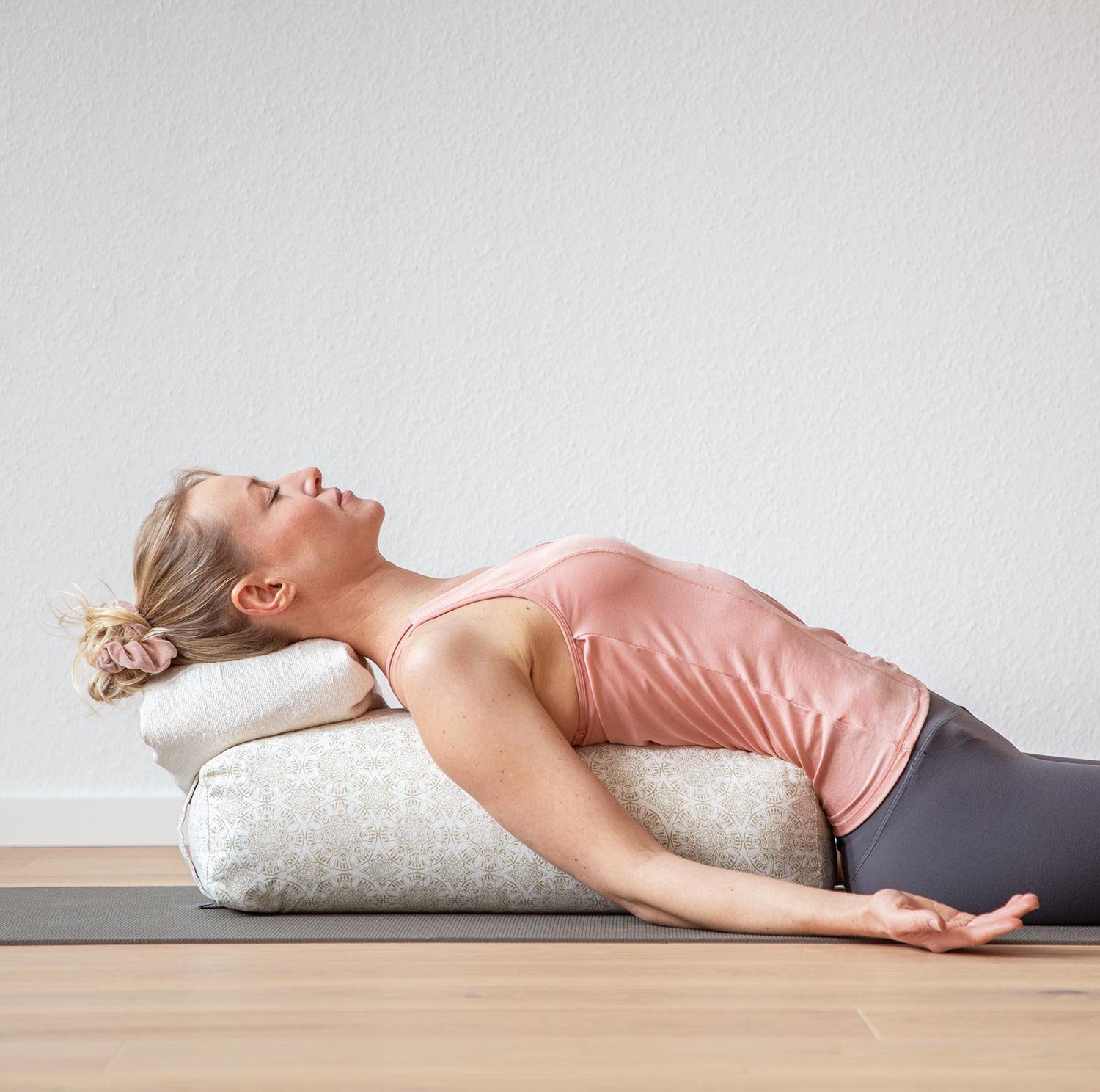 bodhi Yoga Bolster SALAMBA Bolster gemustert, 64x25x17cm Madurai, ecru, Dinkel
