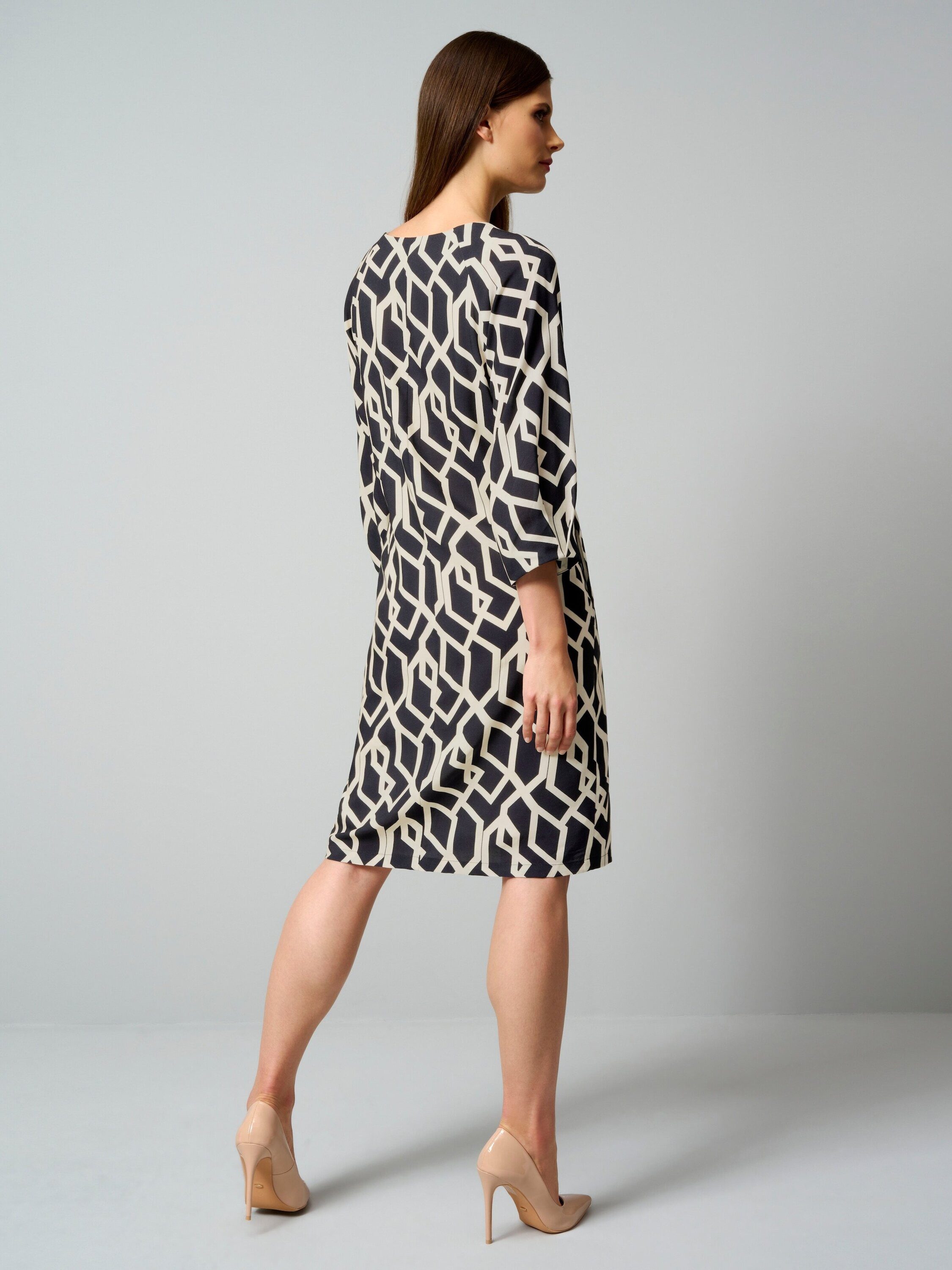 Alba Moda Druckkleid Druckkleid mit grafischem Muster