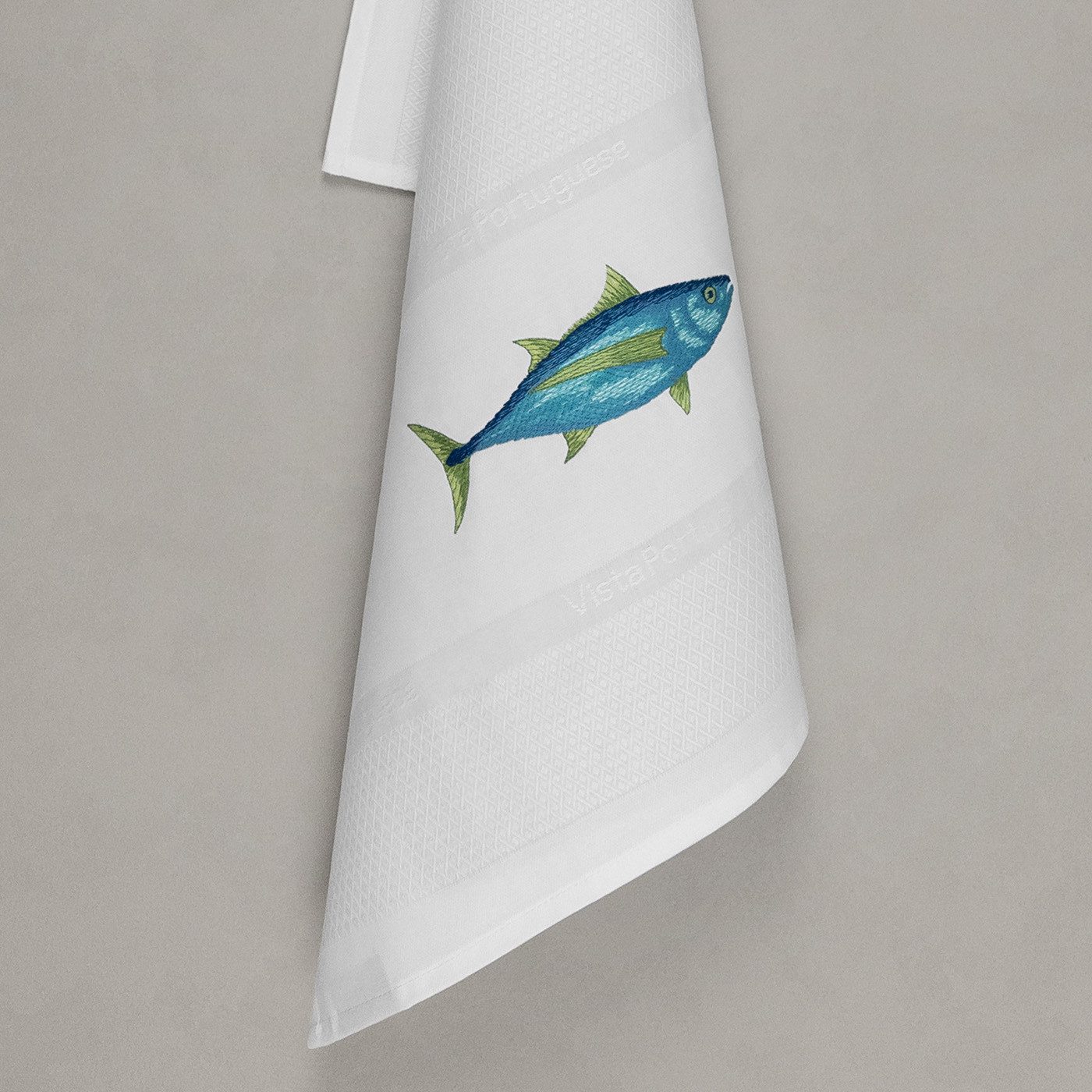 Vista Portuguese Geschirrtuch Thunfisch mit exklusiver Stickerei, 100 % Baumwolle