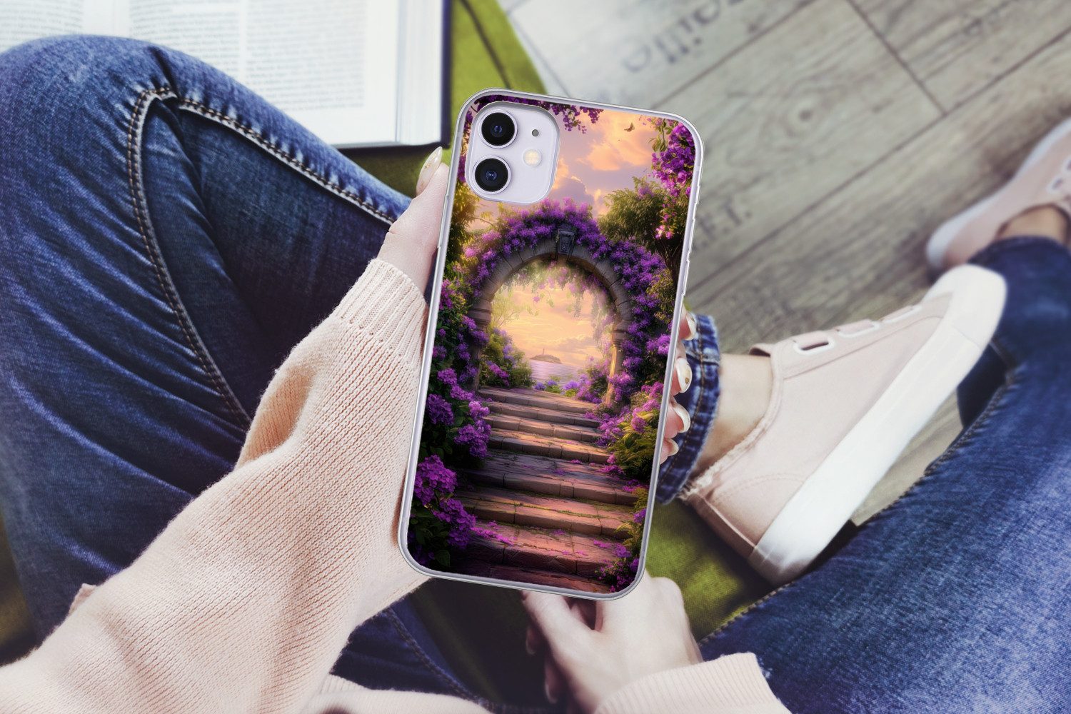 MuchoWow Handyhülle für Apple iPhone 11 Tor - Lila - Blumen, Smartphone-Bumper, Print, Handy Schutzhülle Dünn