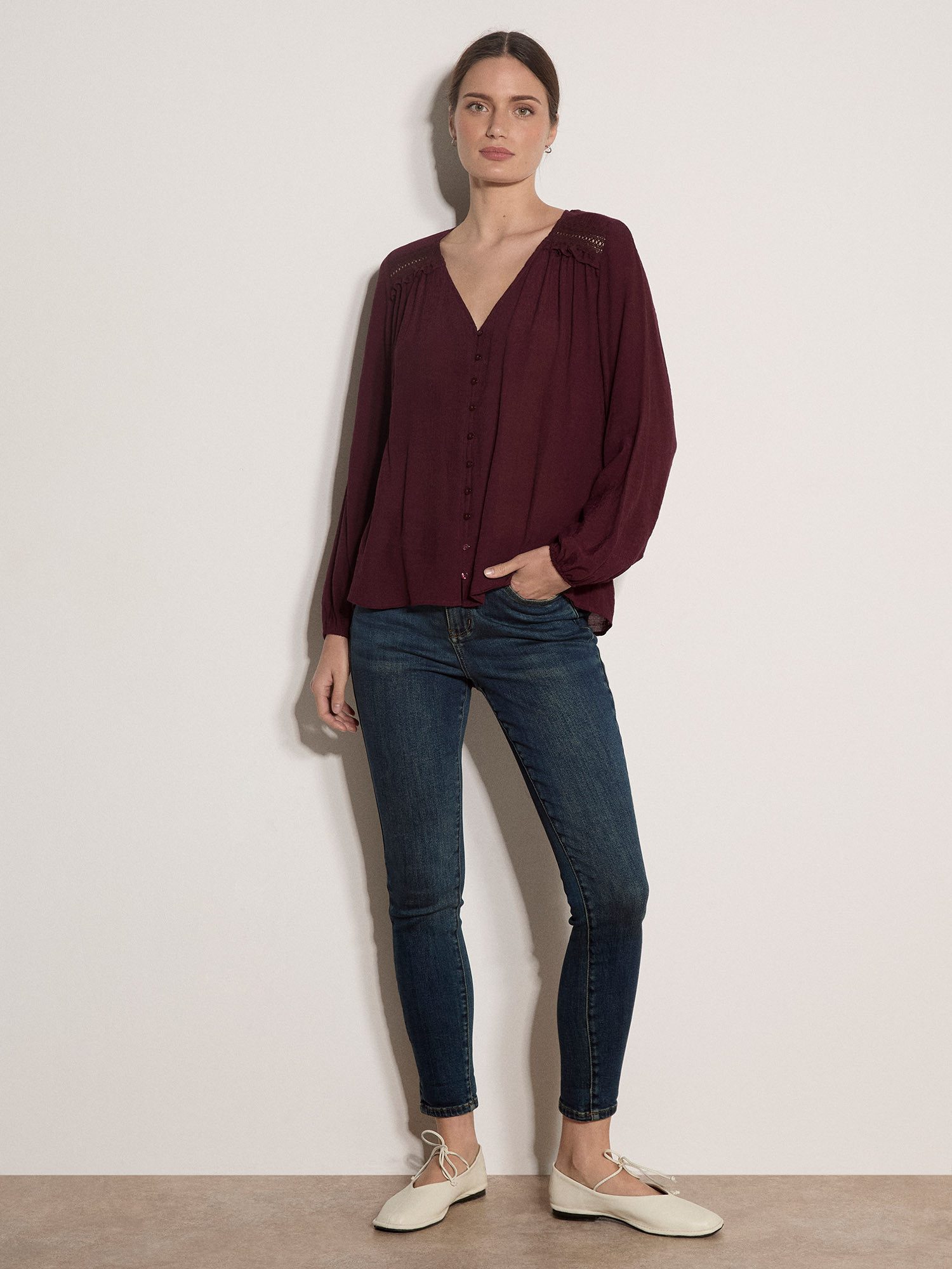 Apricot Spitzenbluse Häkelbluse mit Schimmereffekt mit Rüschenbesatz