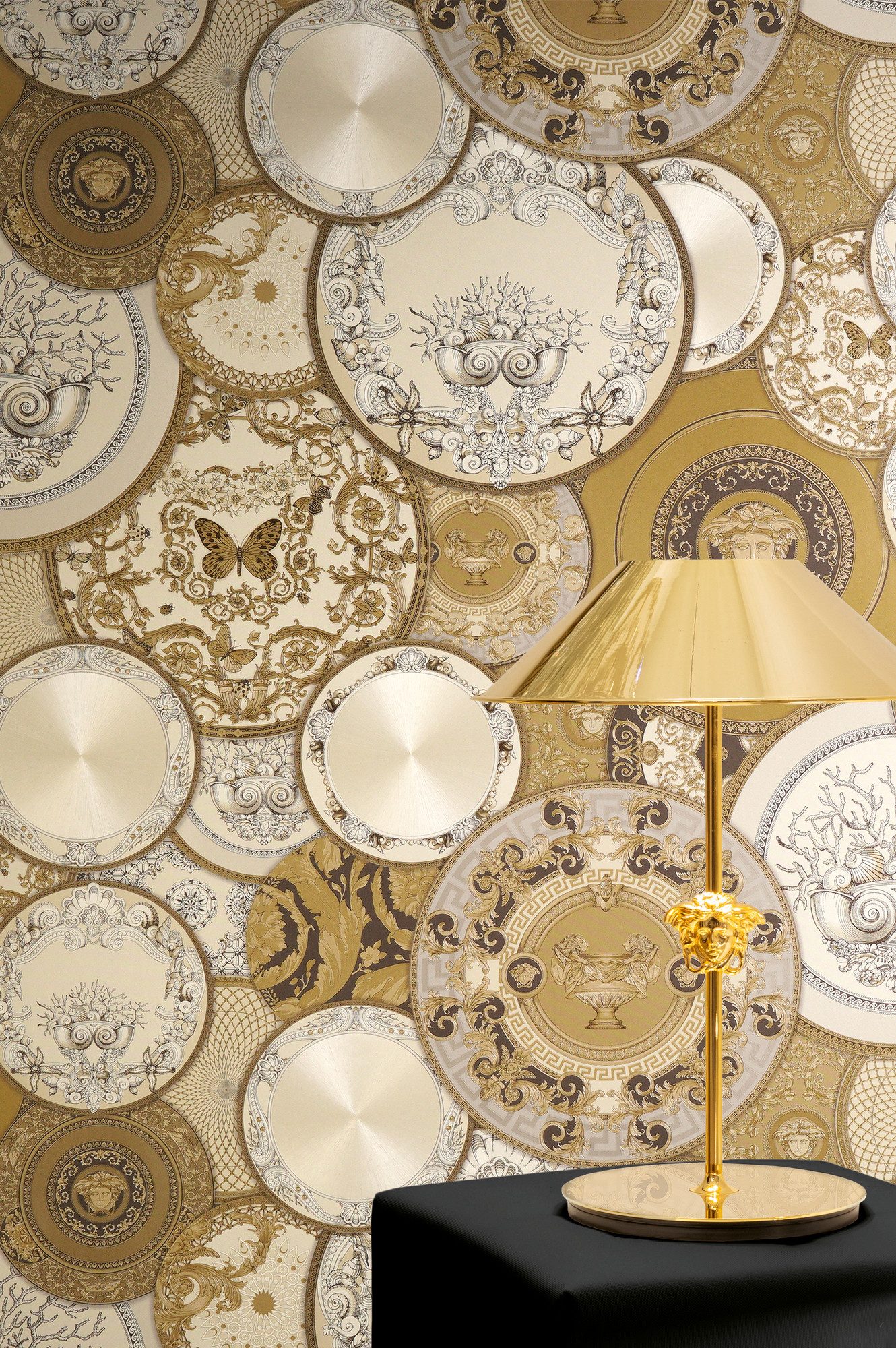 Versace Vliestapete Versace 6 Art De La Table –, geprägt, 3D-Optik, Barock, Motiv, (1 St), Elegantes Ornamentdesign mit Metallic-Glanz & feiner Prägung