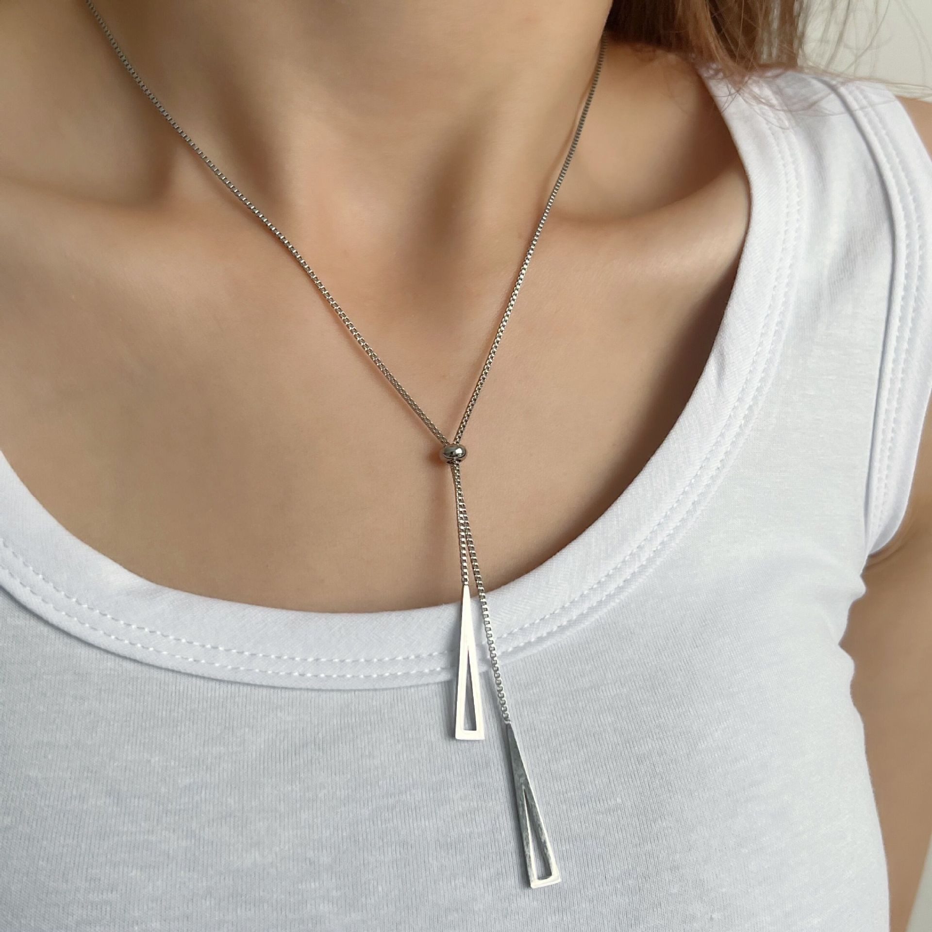 The Beauty House Kette mit Anhänger für Frauen Halskette aus Edelstahl