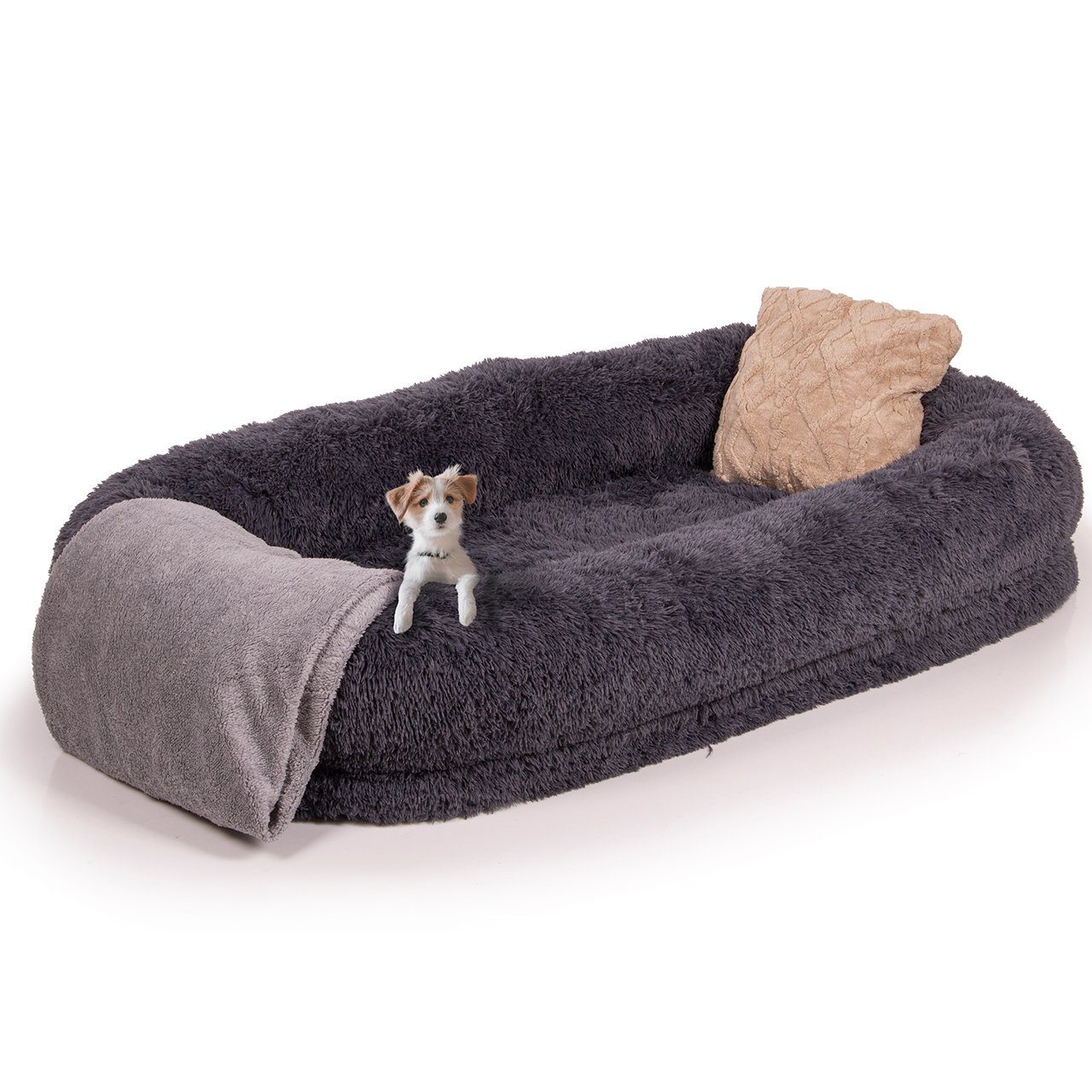 Wallace & Jones Tierbett XXL Hundebett - Ceddie Riesiges Kuschelbett für Tier und Mensch, Kunstfell, Inkl. Kissen und Decke, Schaumstoffmatratze ca. 190 x 105 x 30 cm