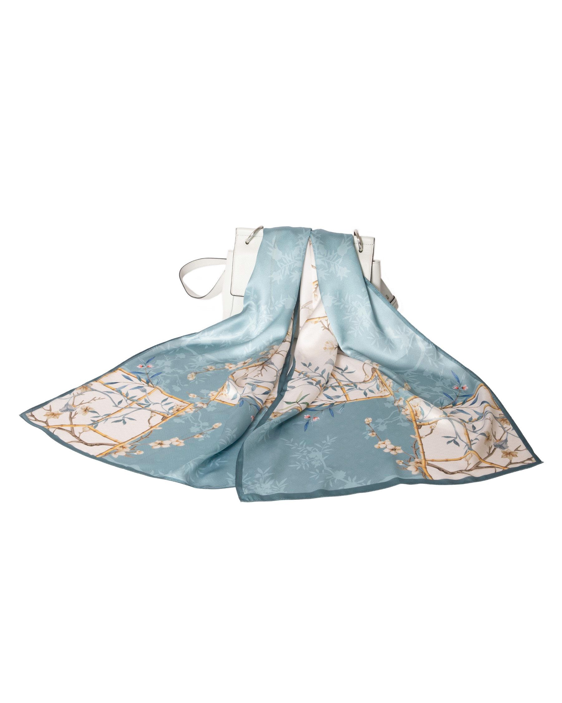MayTree Seidenschal Seidenschal Bambus und Blüten 55 x 175 cm, (Stück), Seidentuch 100% Seide – Bild 4 von 5