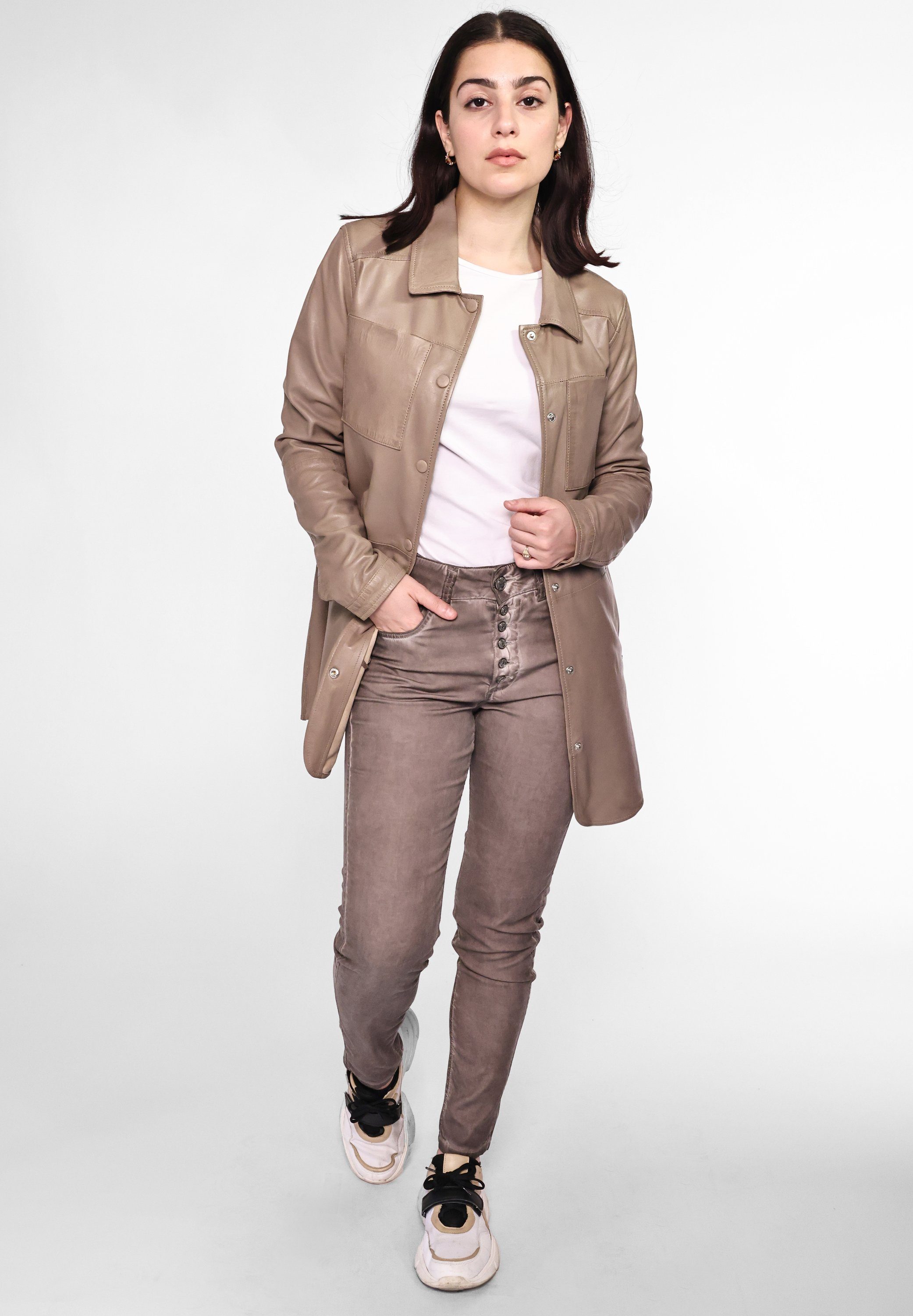 ein kleines reiches Geschenk 42020135 Langjacke taupe Maze