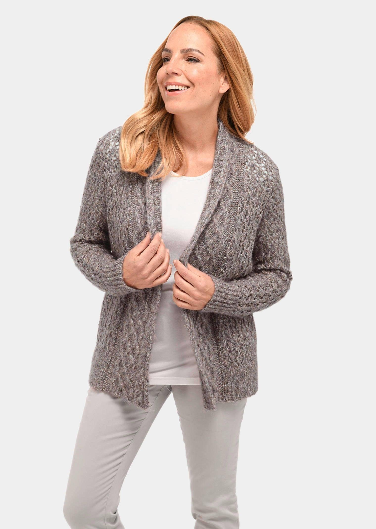 Strickjacke Kurzgröße: Trageangenehme offene Strickjacke